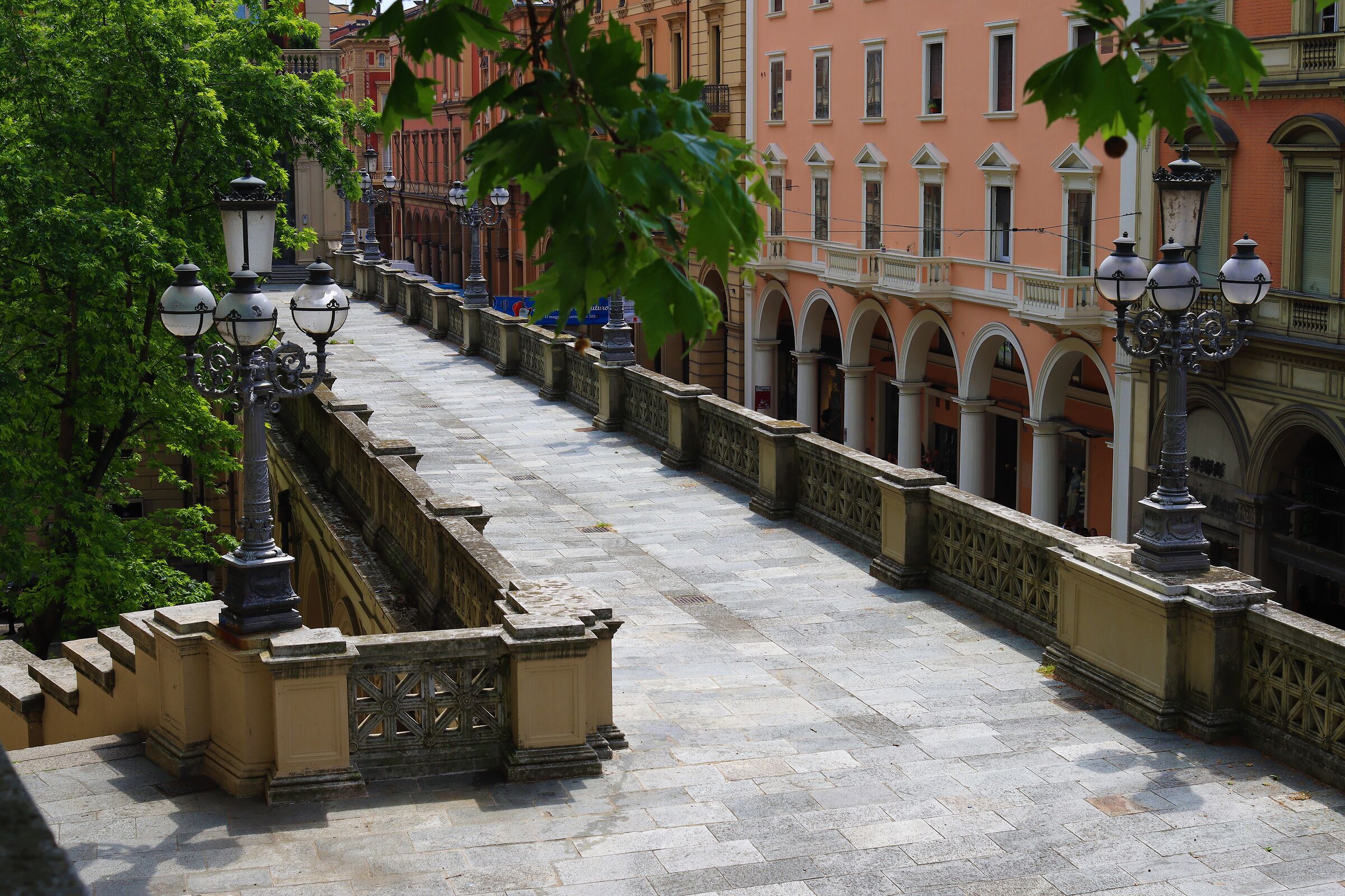 Bologna: Scale della Montagnola