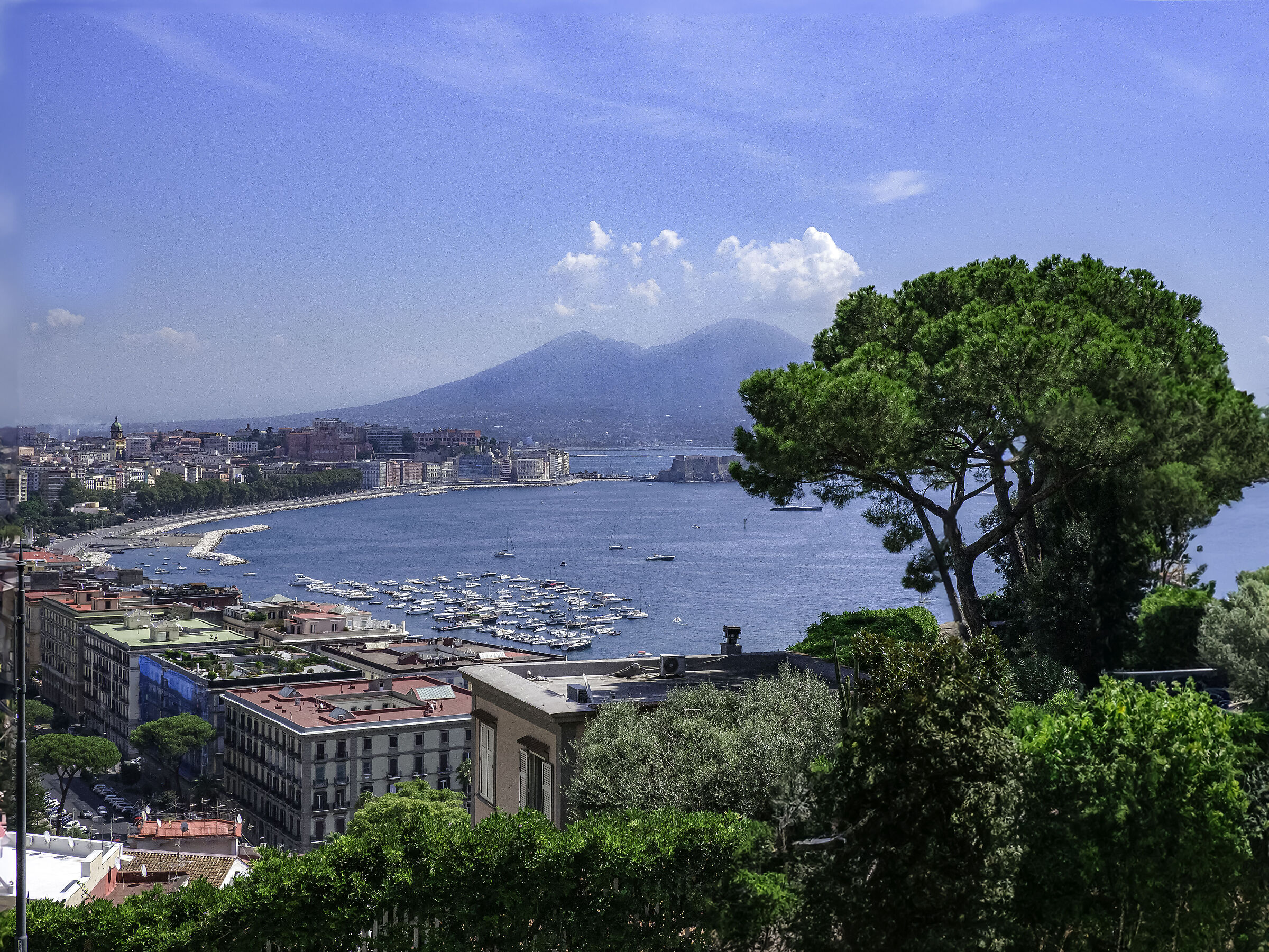 Panorama dalle 13 rampe di S.Antonio-Napoli