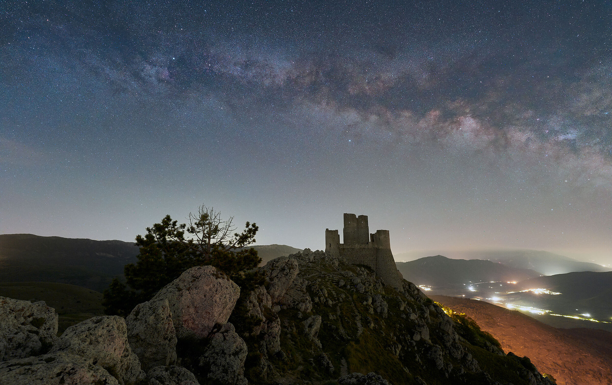 Il Castello di Rocca Calascio e il tappeto di stelle