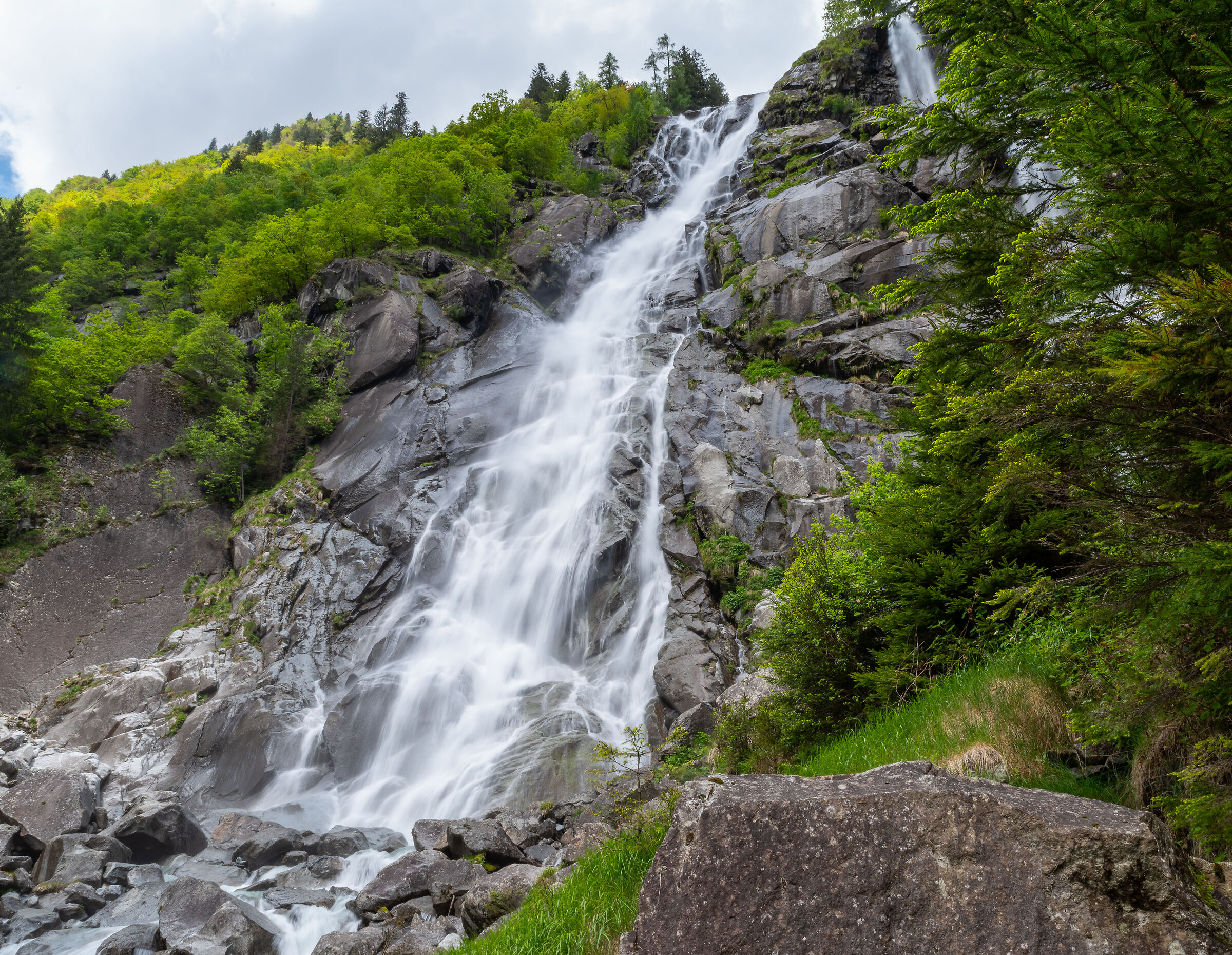 Nardis-Val di Genova waterfalls