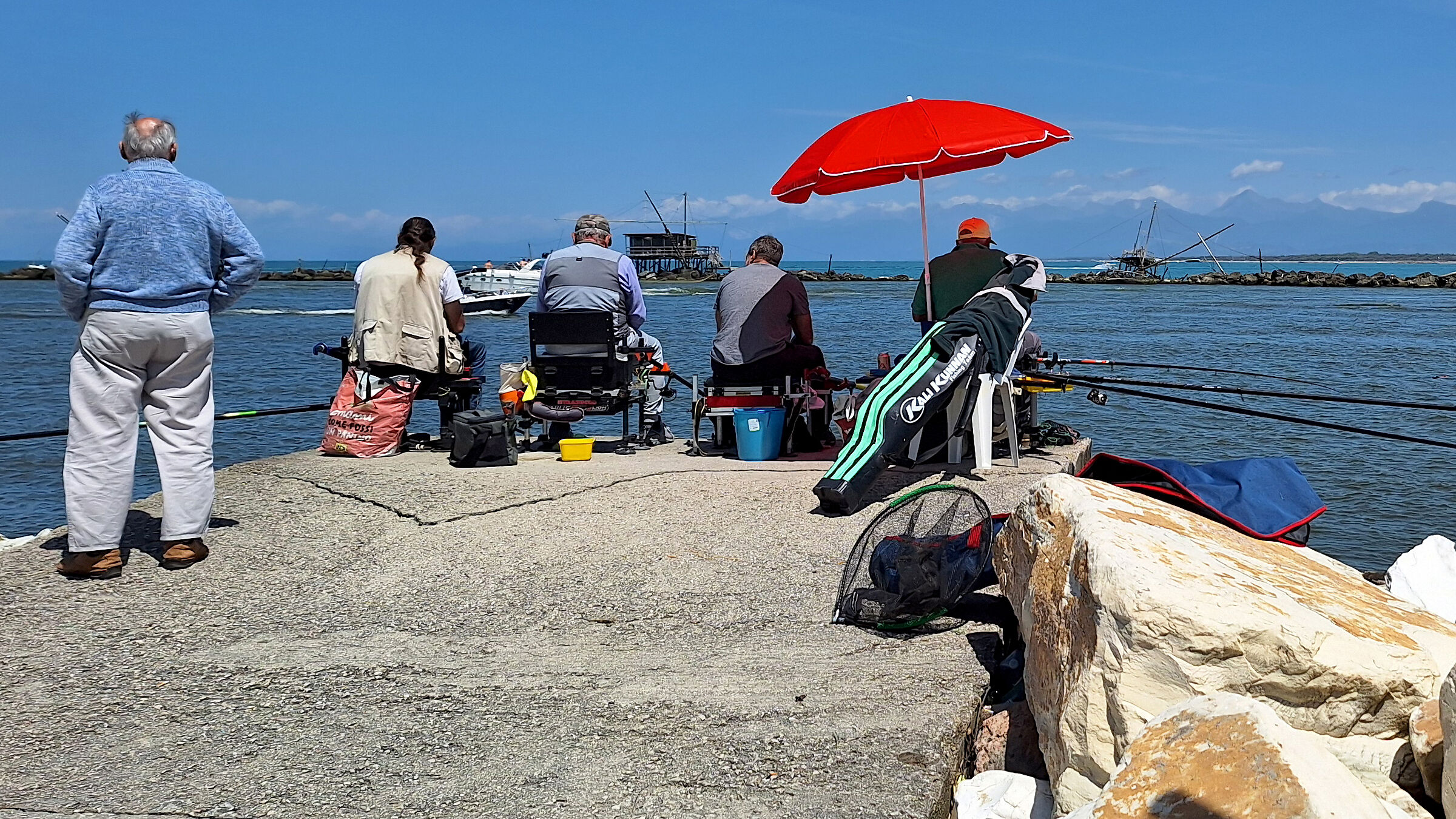 The Fishermen and the Wounded Reton