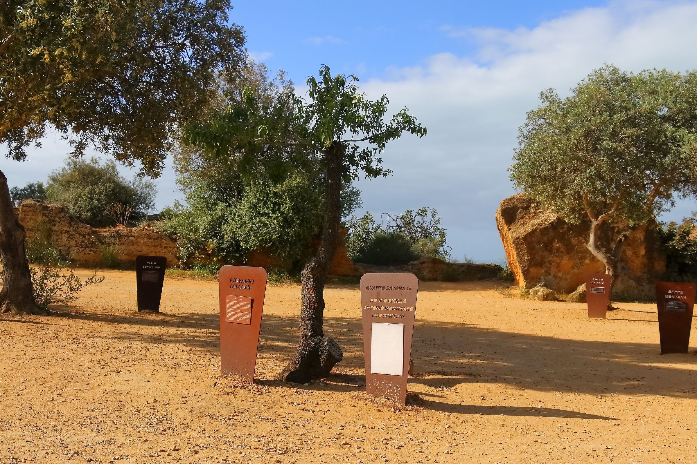 Valley of the Temples 18-04-2024 - 0519