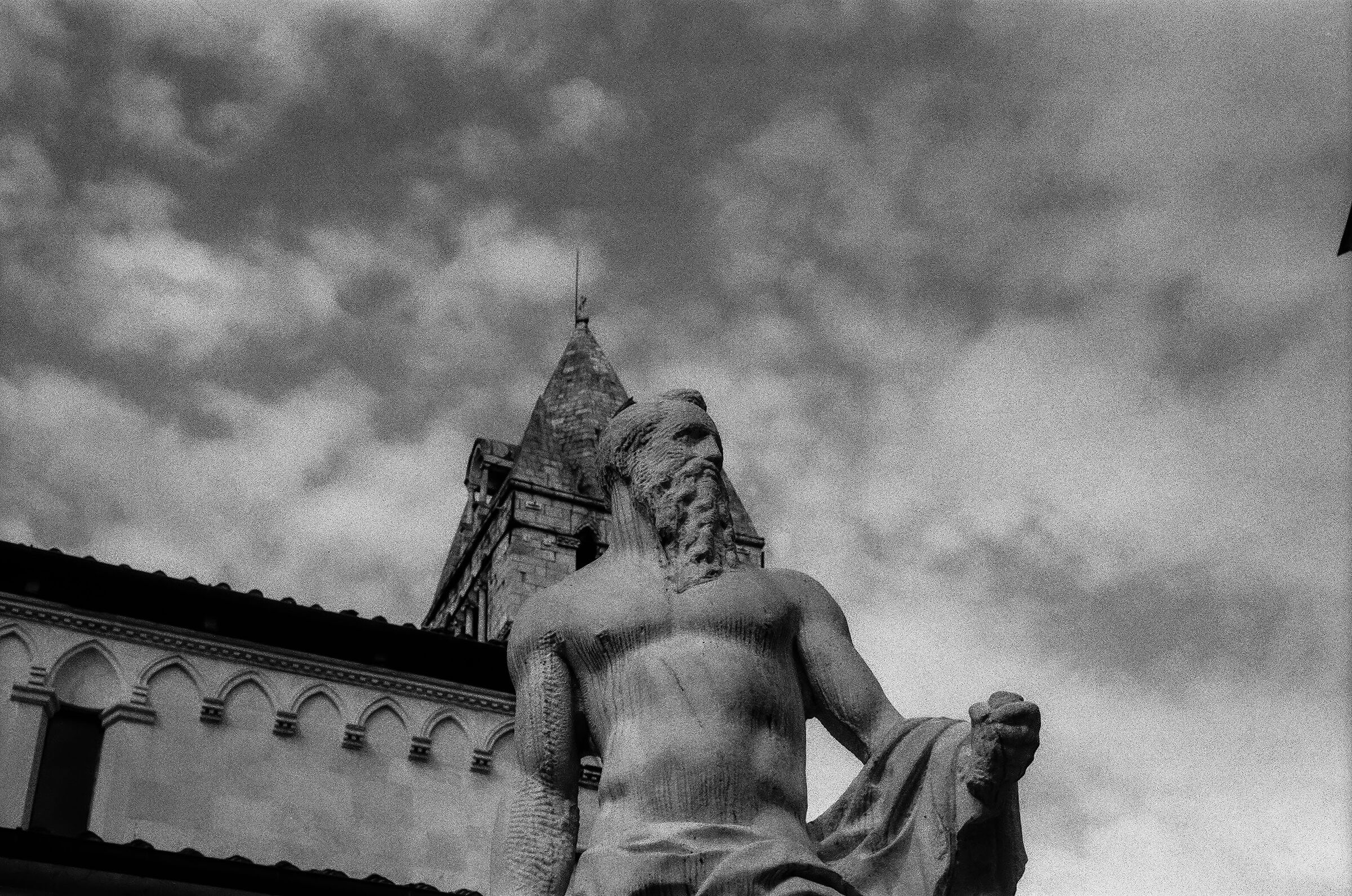 Giant's Fountain, Carrara (MS)
