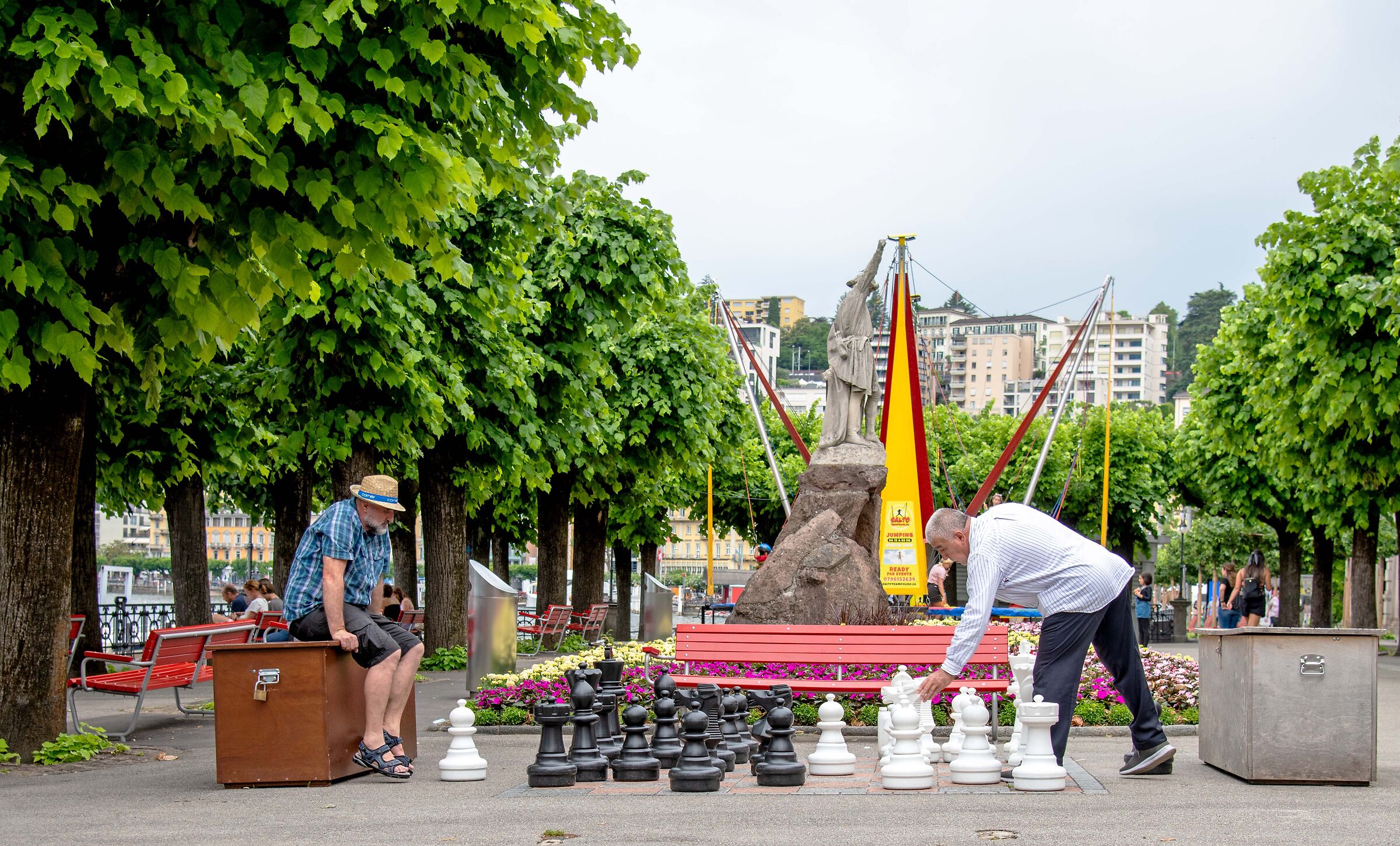 Chess game in the street - Lugano