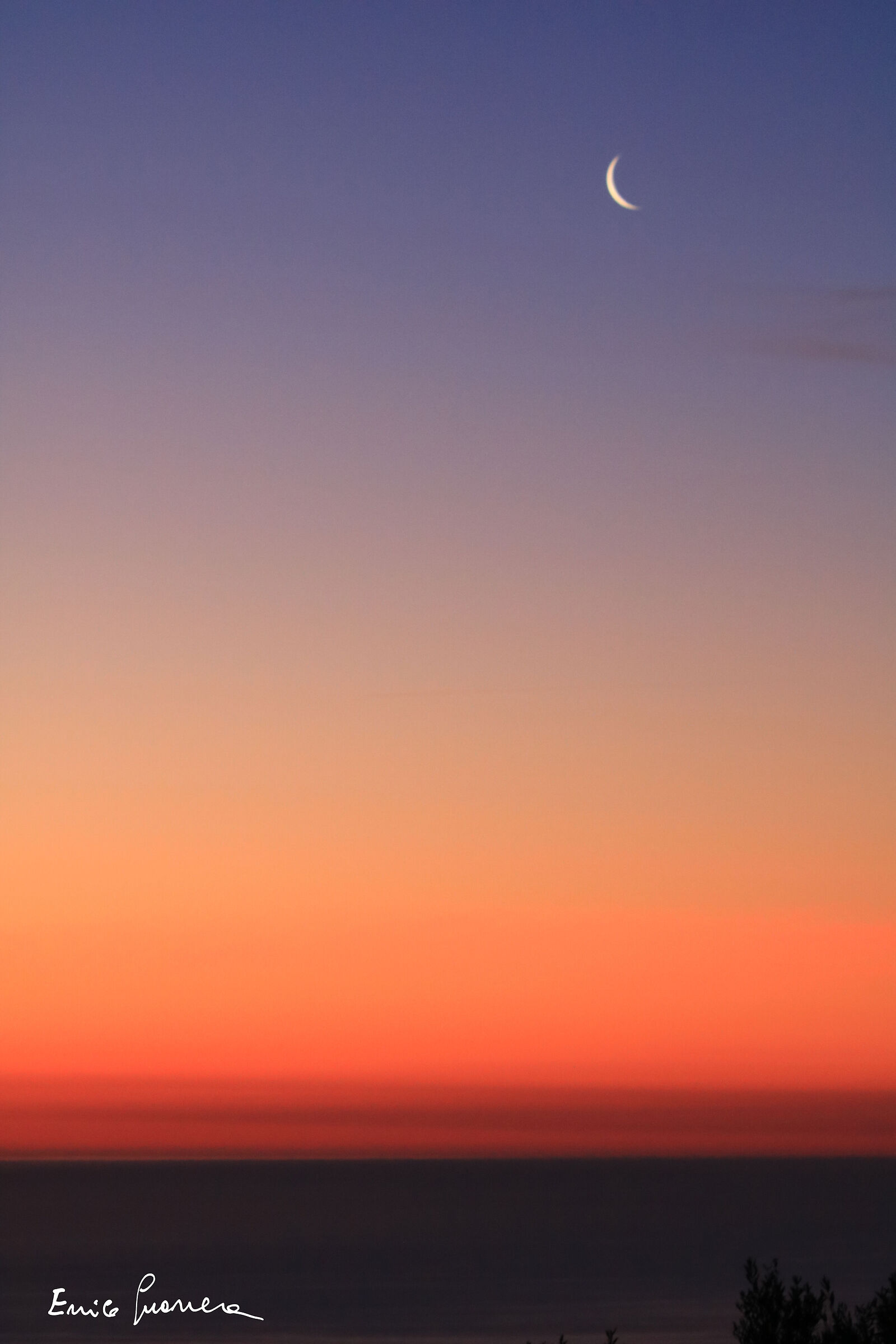Sunrise seen from Milos (Etna)
