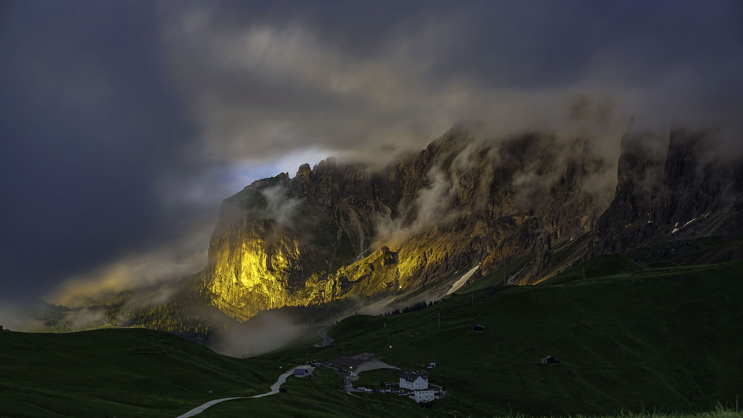 "Mythical" Dolo Sunset 2021