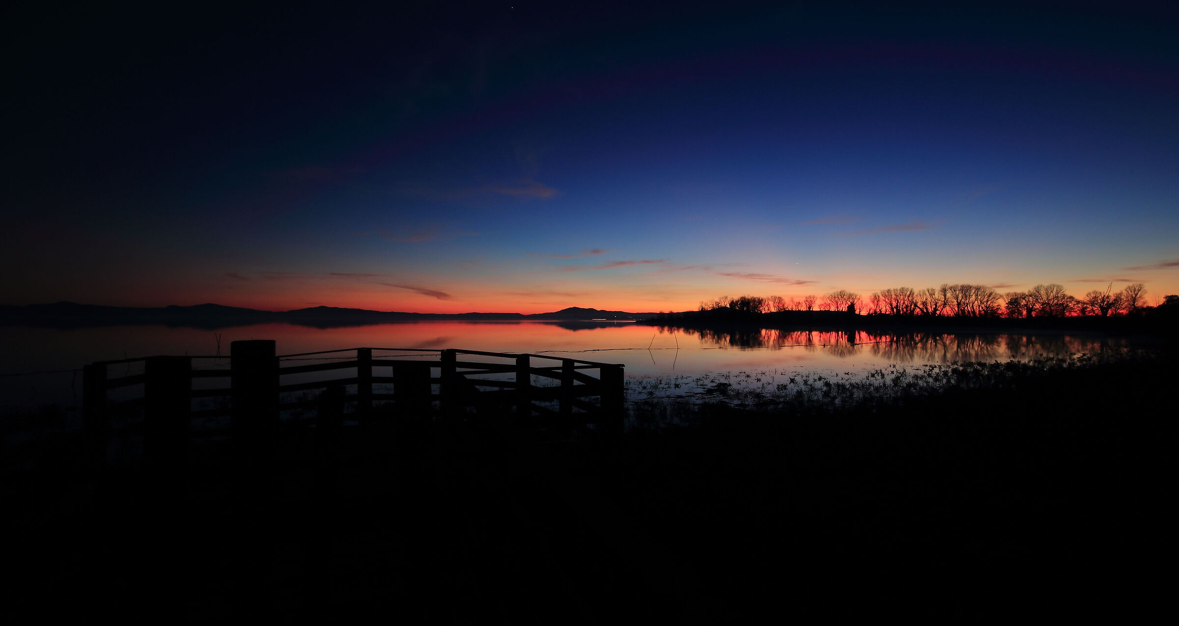 From the small pier on Lake Trasimeno