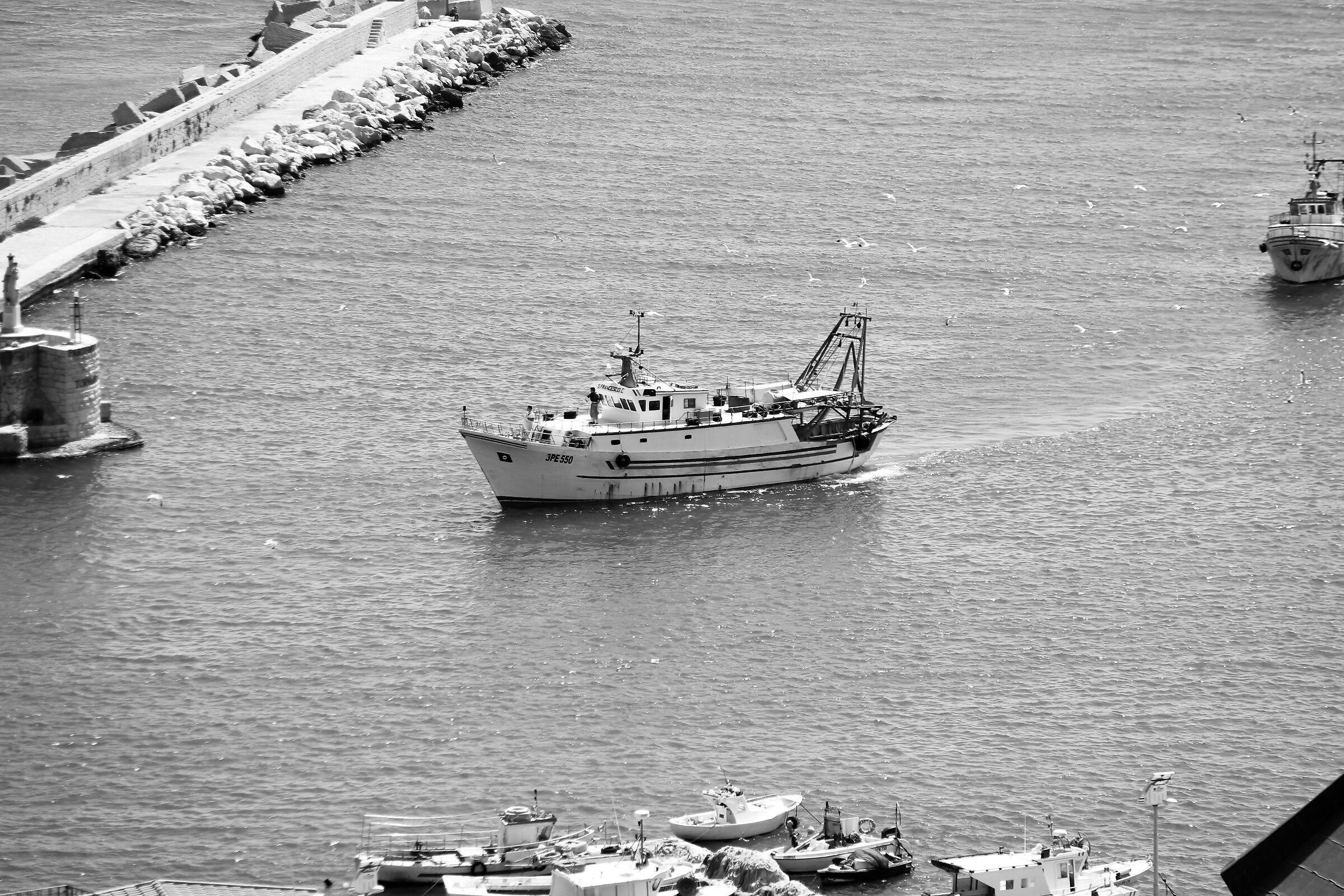 Fishing boat returning from a fishing trip
