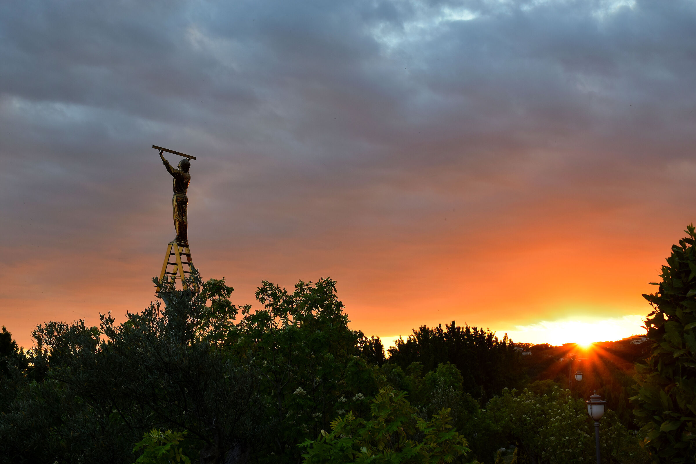 L'Uomo Che Misura Le Nuvole. Parco Biodiversità