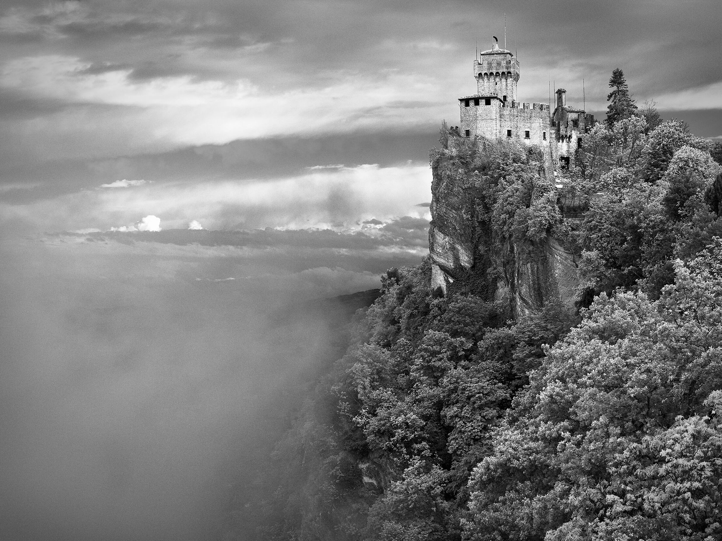 the three peaks of San Marino 1