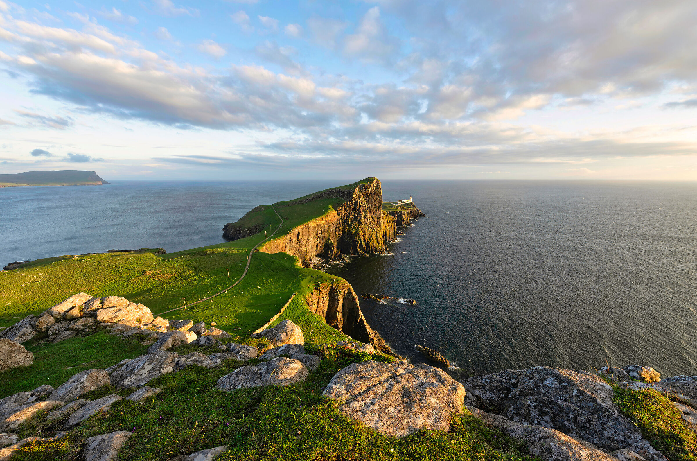 Neist Point golden hour