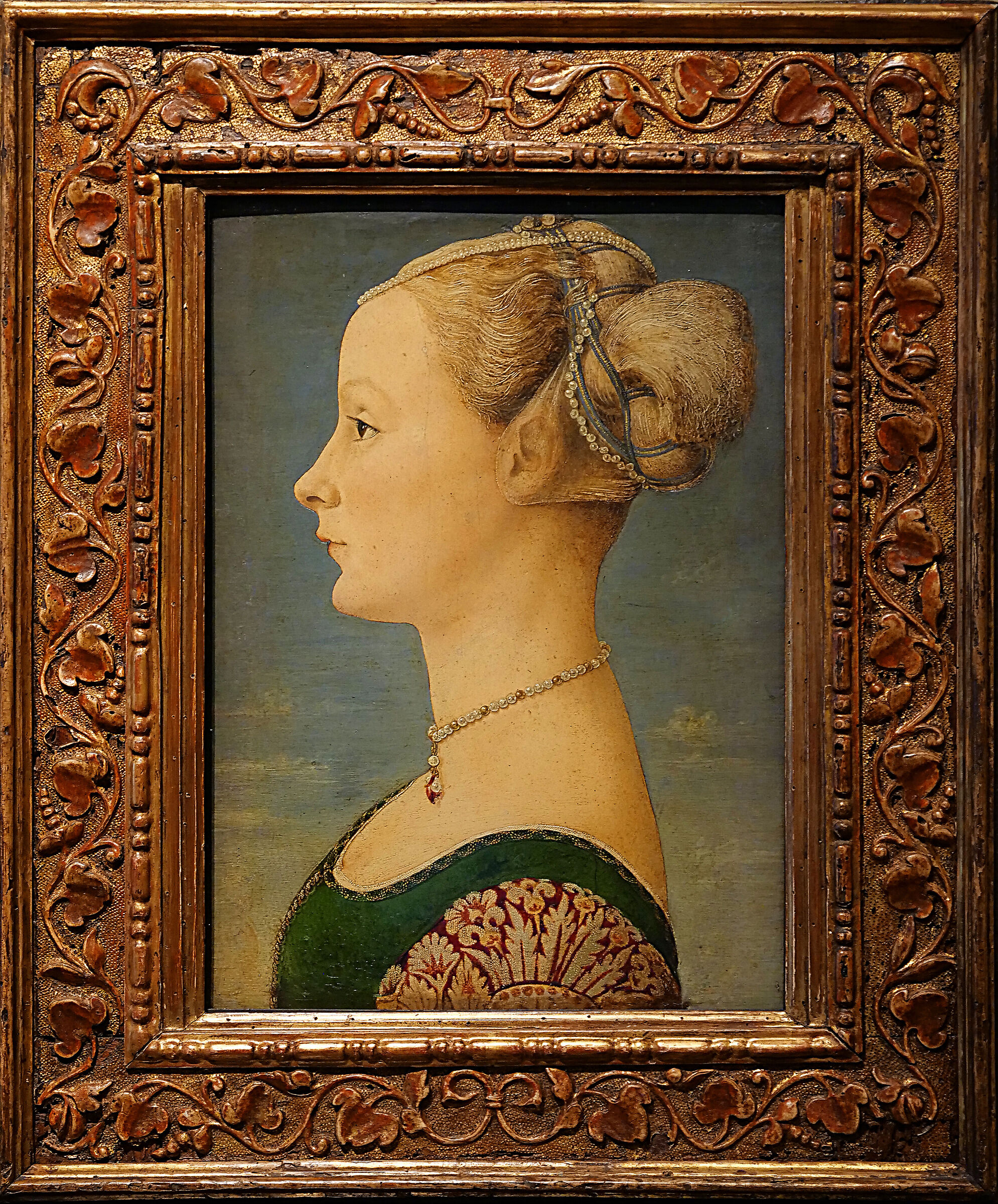 Ritratto di giovane donna