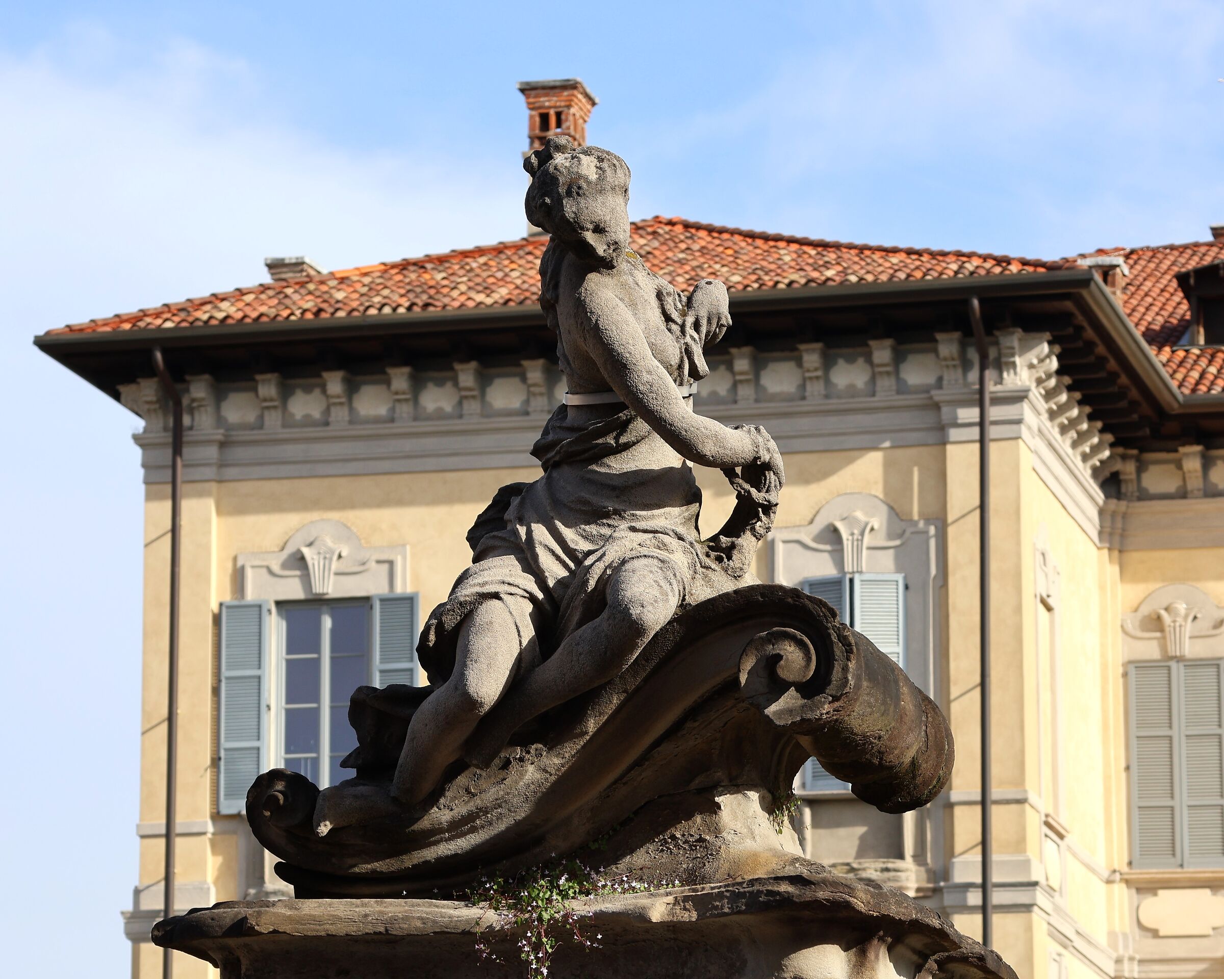 Entrance to the villa