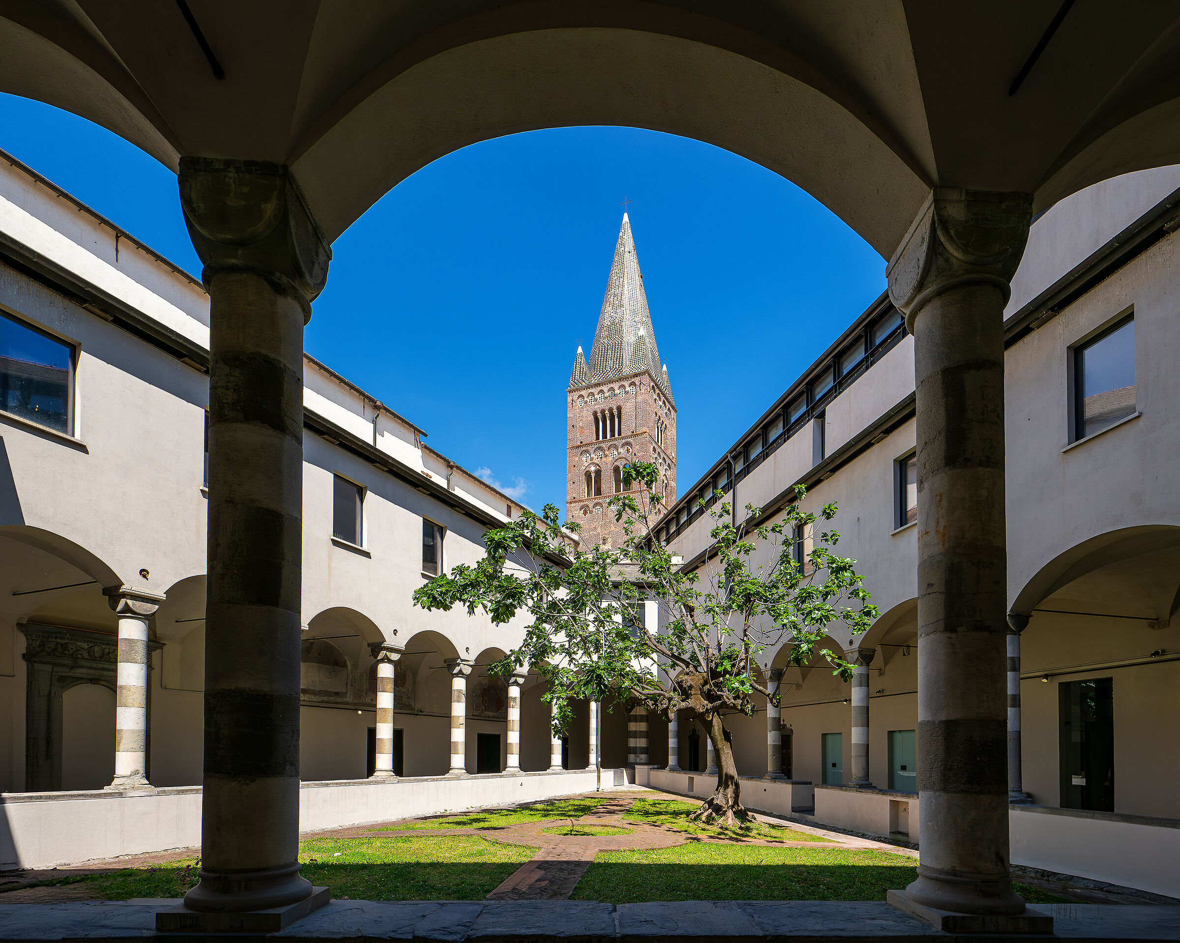 Genoa - Cloister of Sant'Agostino