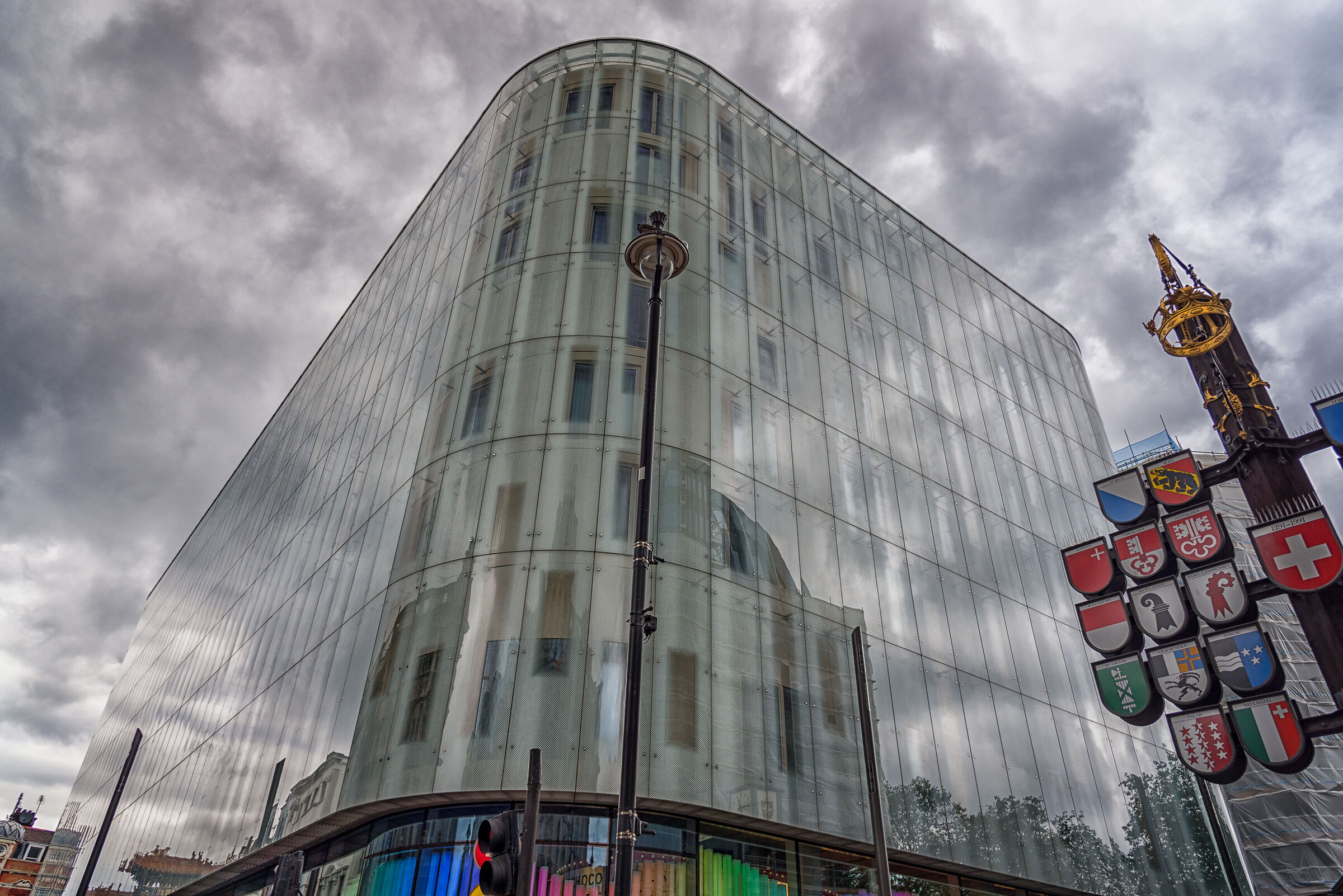 Palazzo... trasparente!