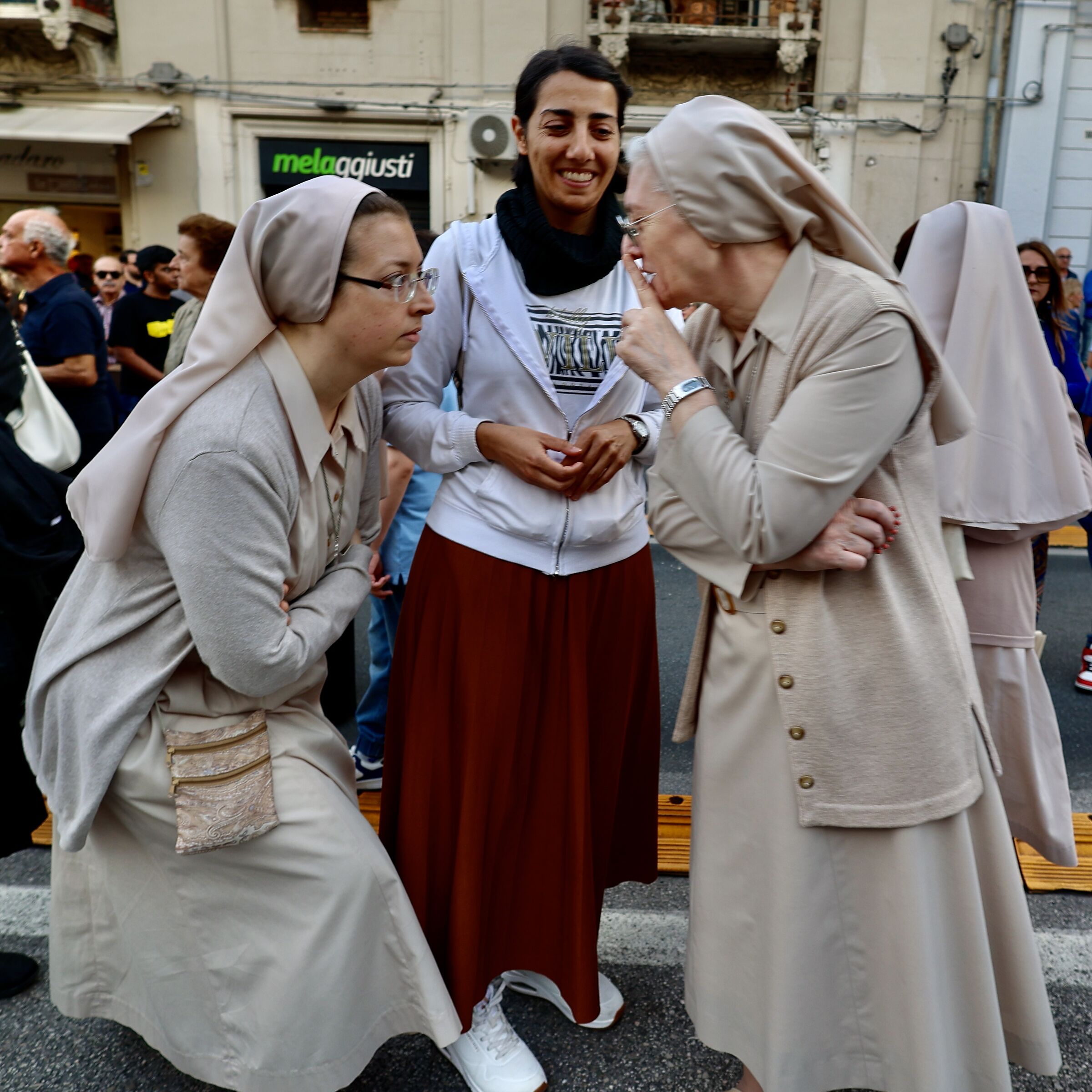 . . . ma sta dicendo sul serio.. . ? ? ?