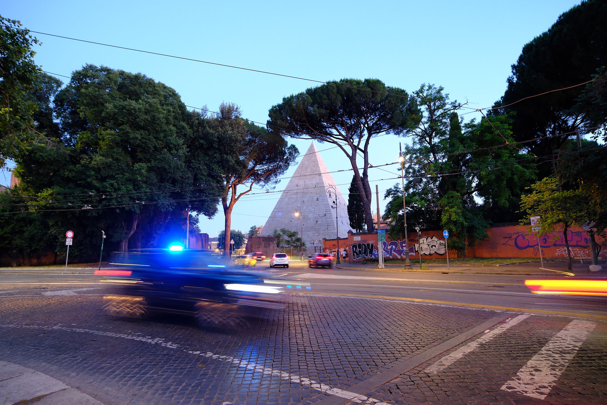 Piramide - Roma