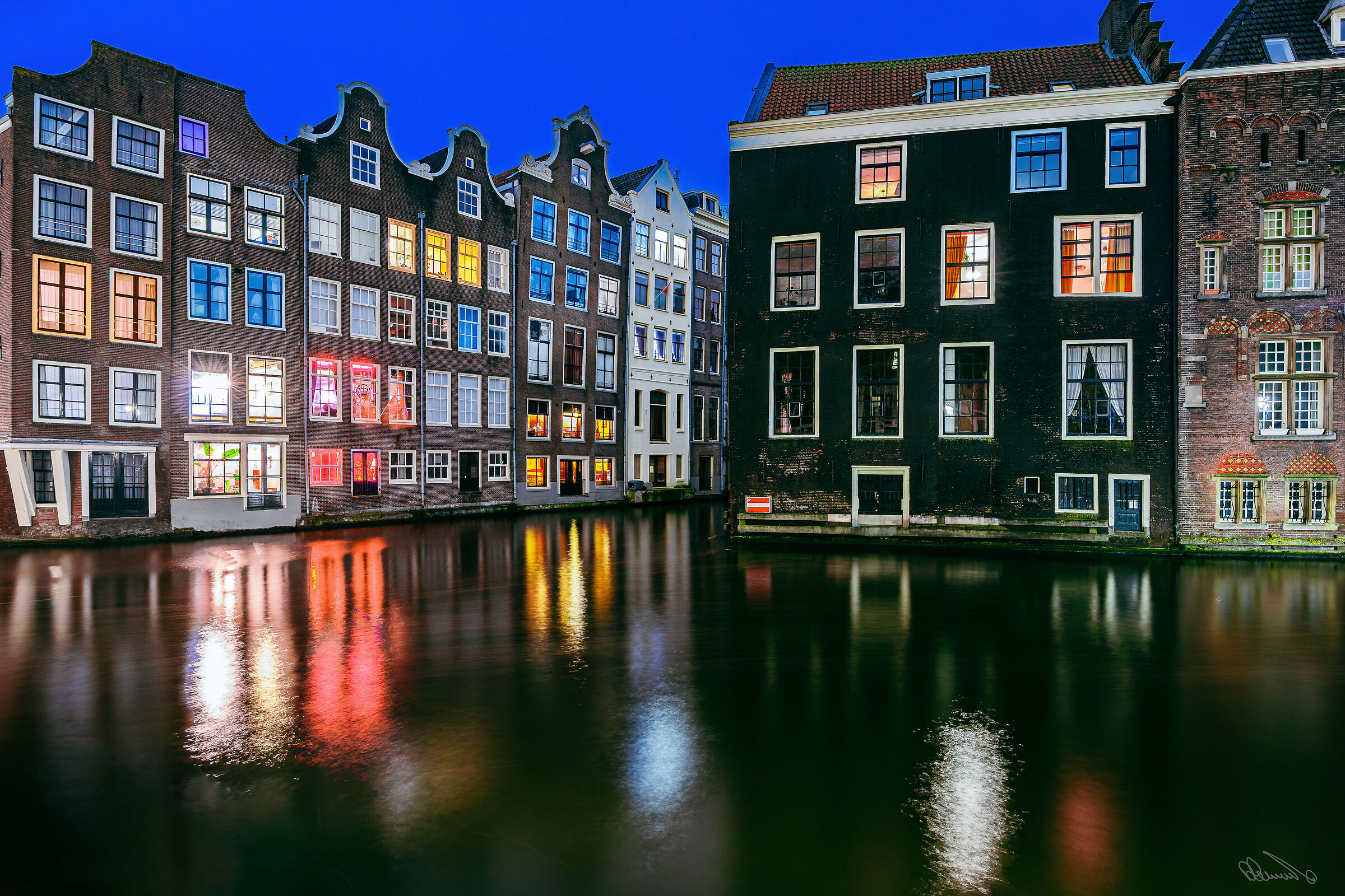 Wide-angle night