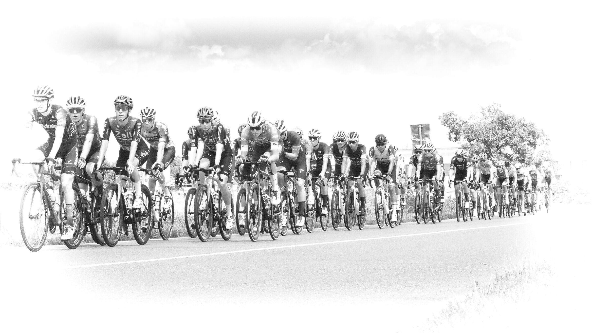 Overtaking.. Giro d'Italia NextGen 2024