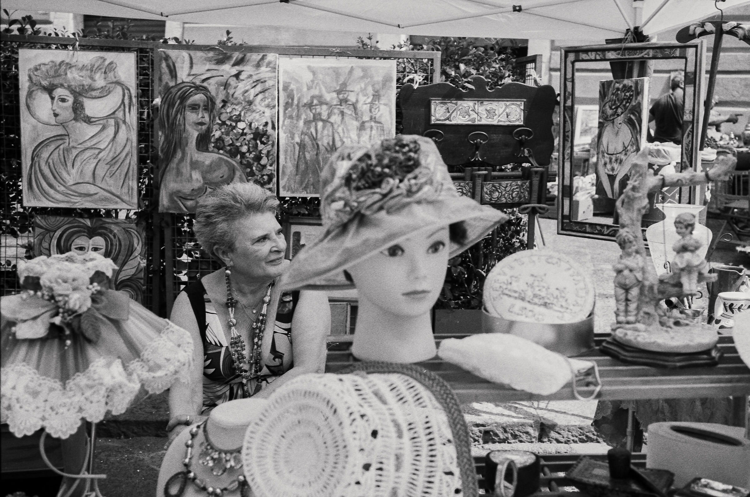 Bessa R2 + Zeiss 35 + Kentmere 400