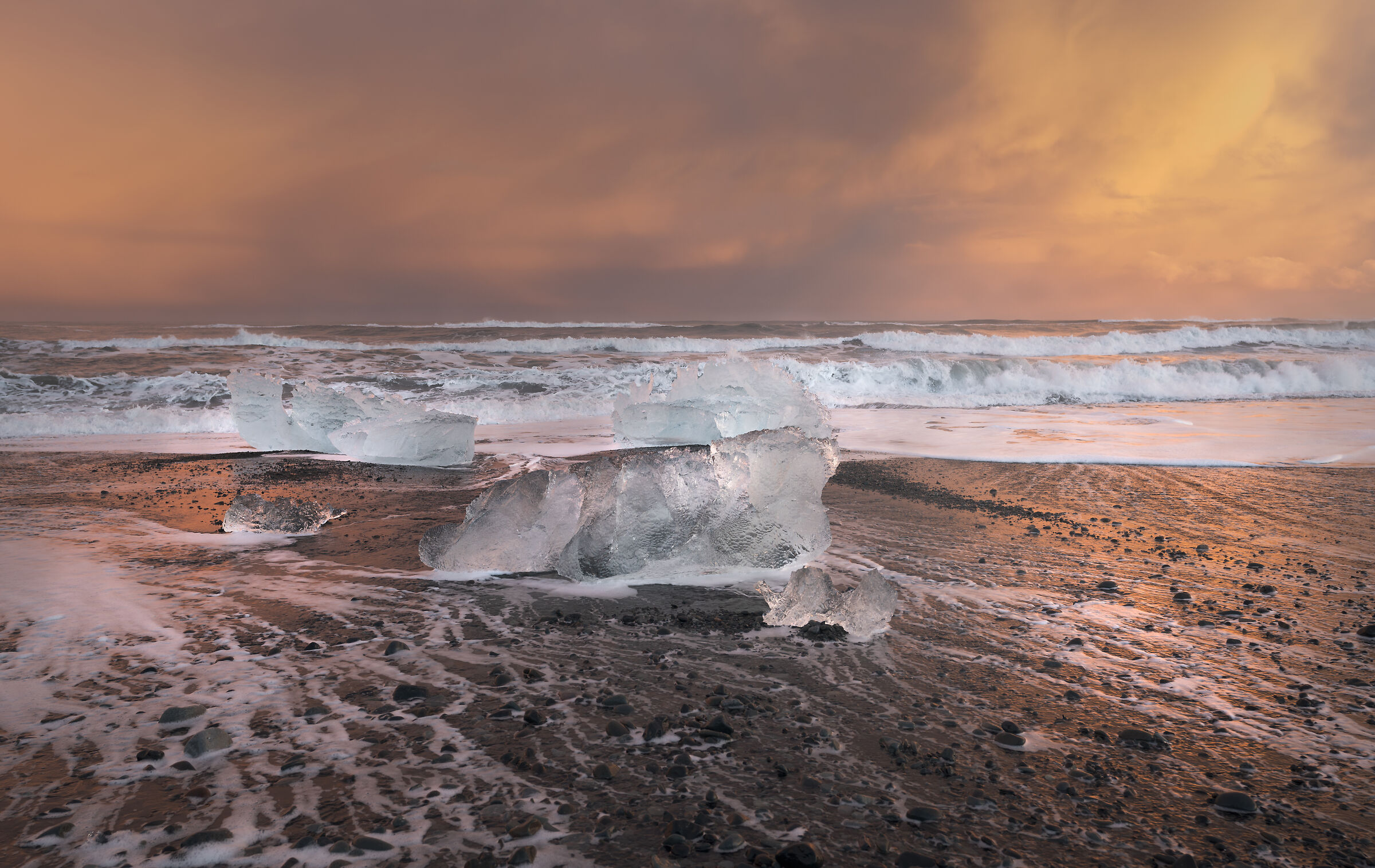 Pieces of ice and pieces of heart