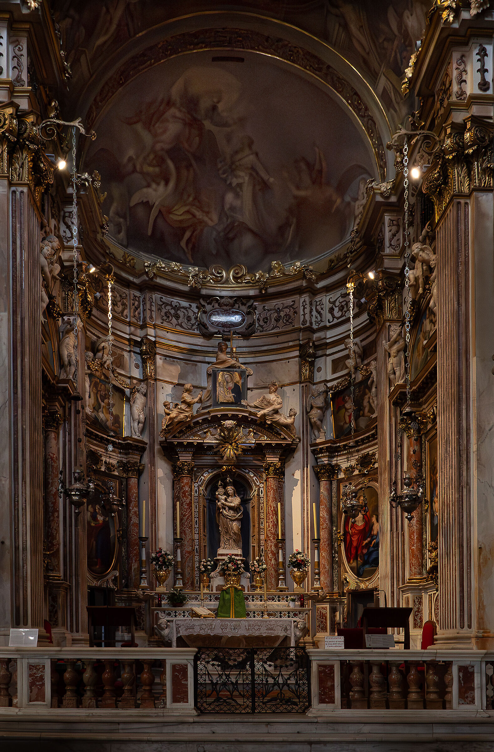 Genoa - Church of the Vineyards - Right Altar