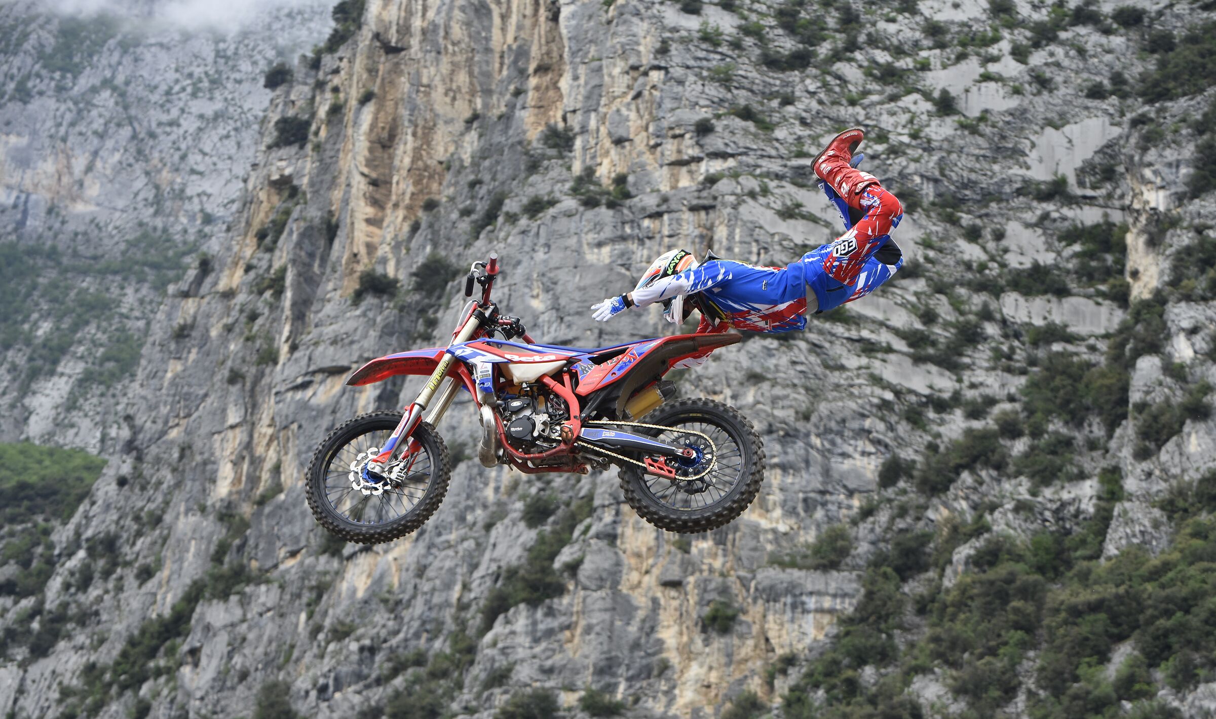 Acrobat