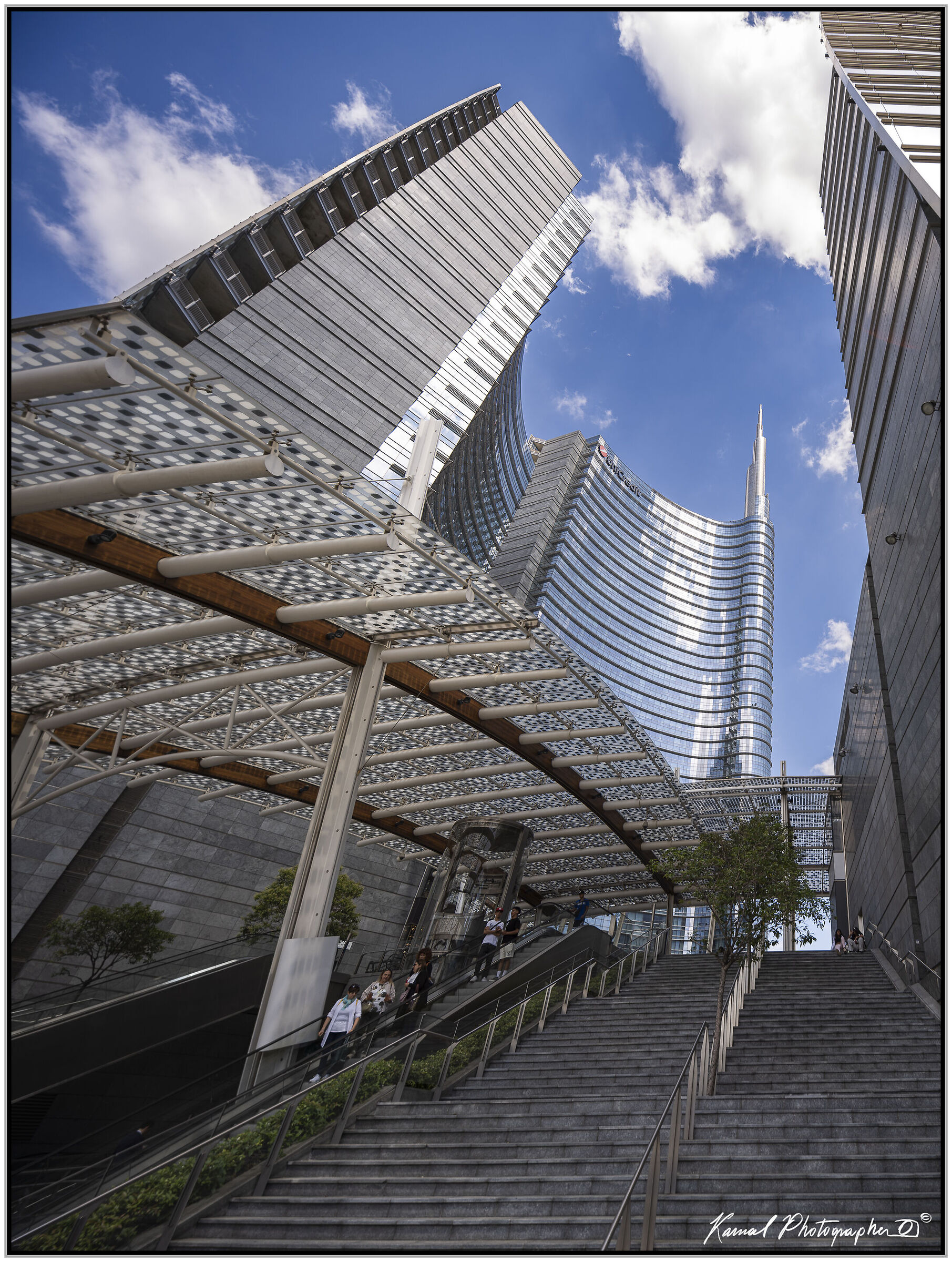 Piazza Gae Aulenti Milano