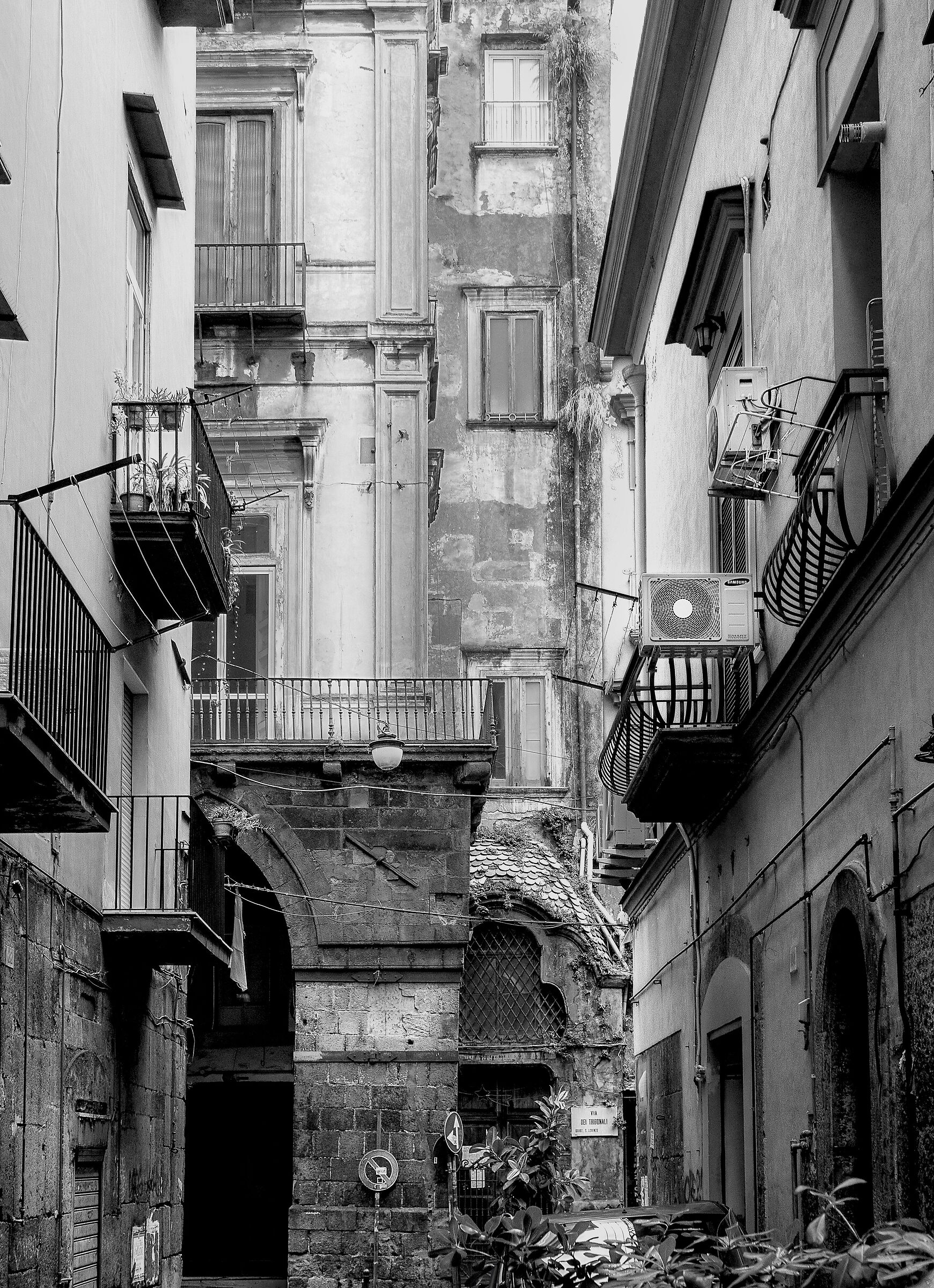 Napoli-Angolo di via dei Tribunali