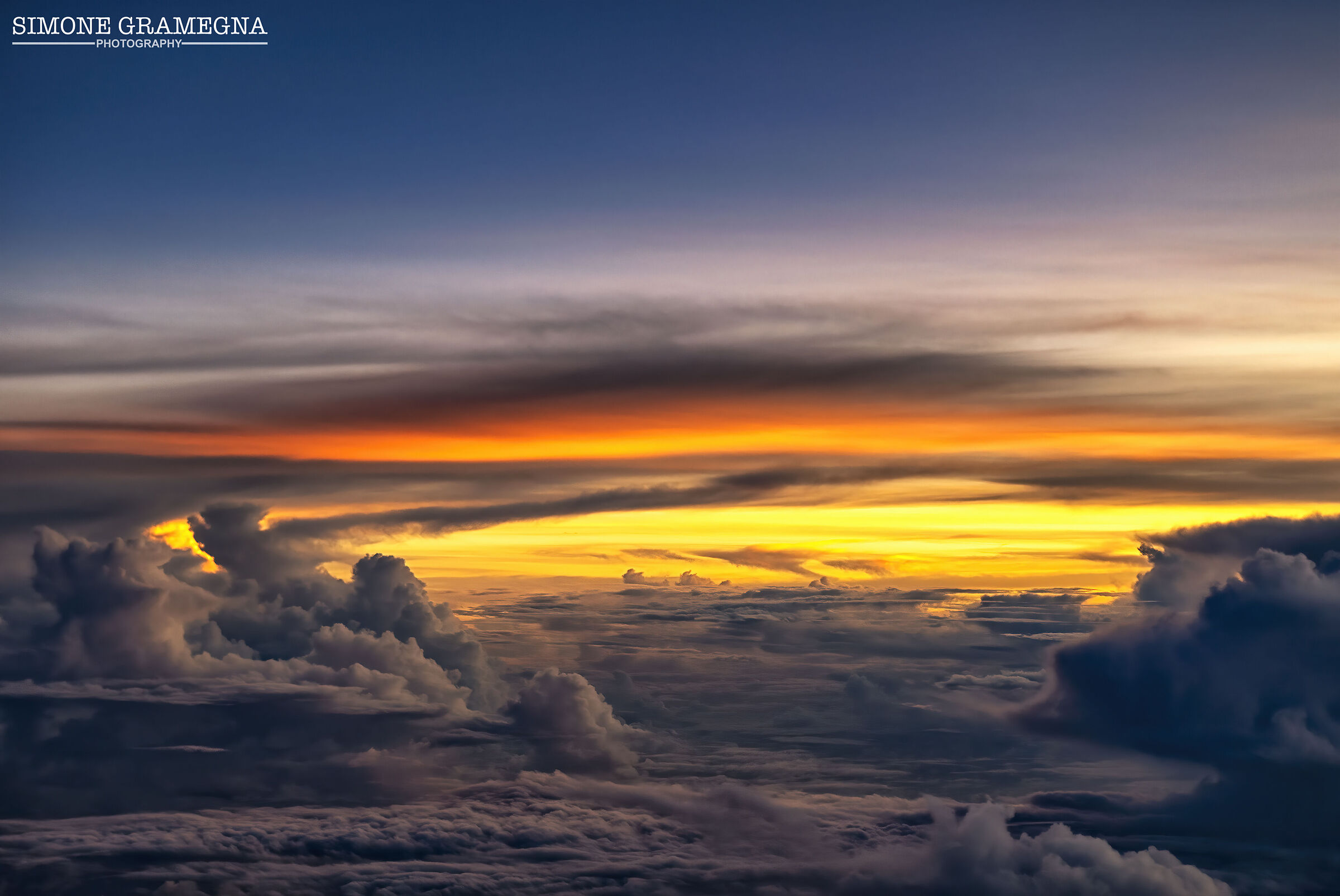 Tramonto sull'Oceano Atlantico del Sud