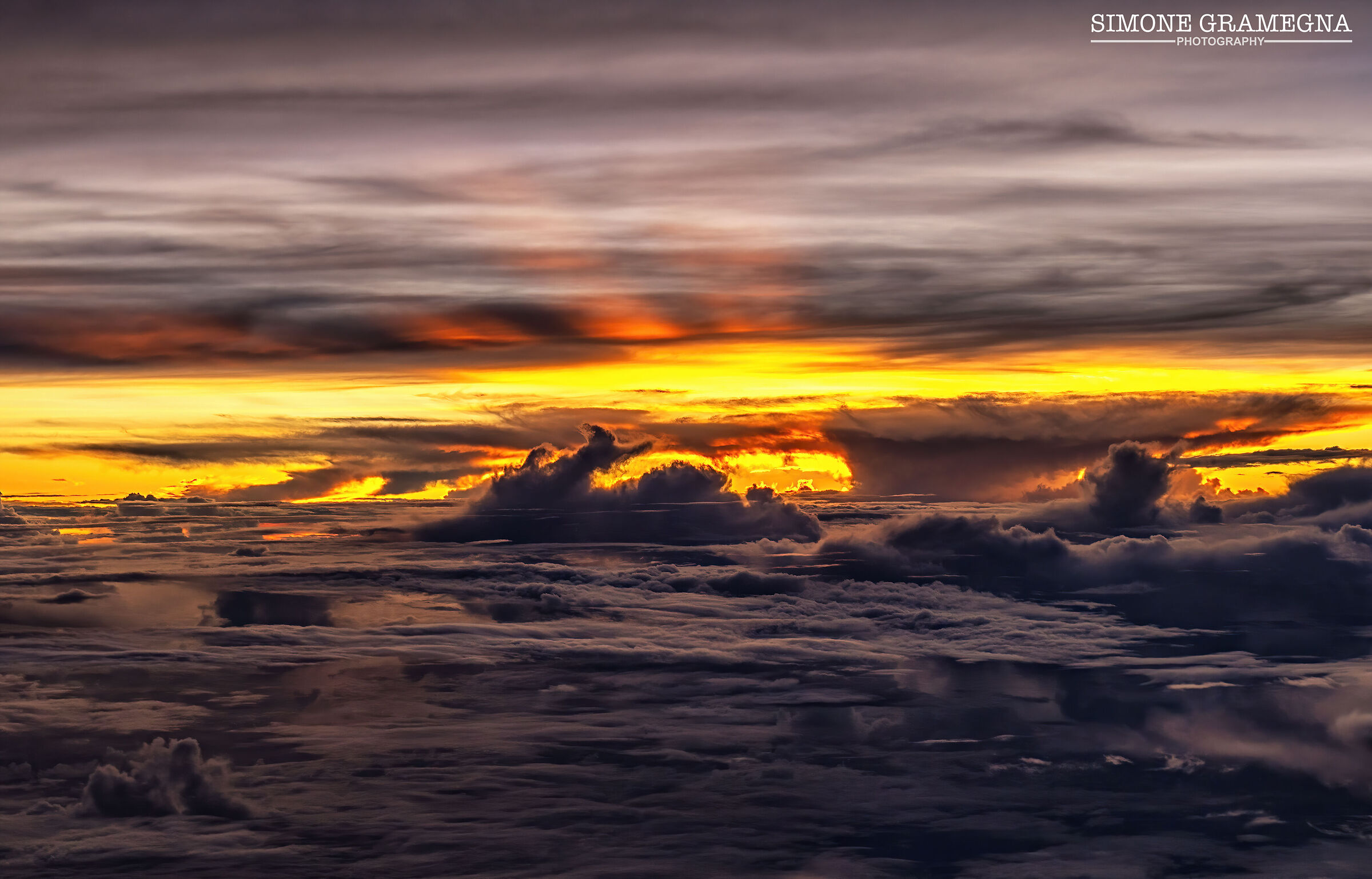Tramonto sull'Oceano Atlantico del Sud