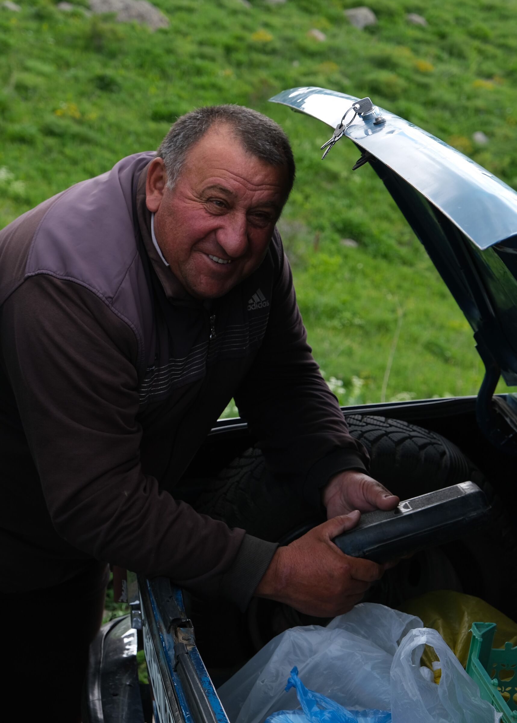 Venditore ambulante al Passo Selim