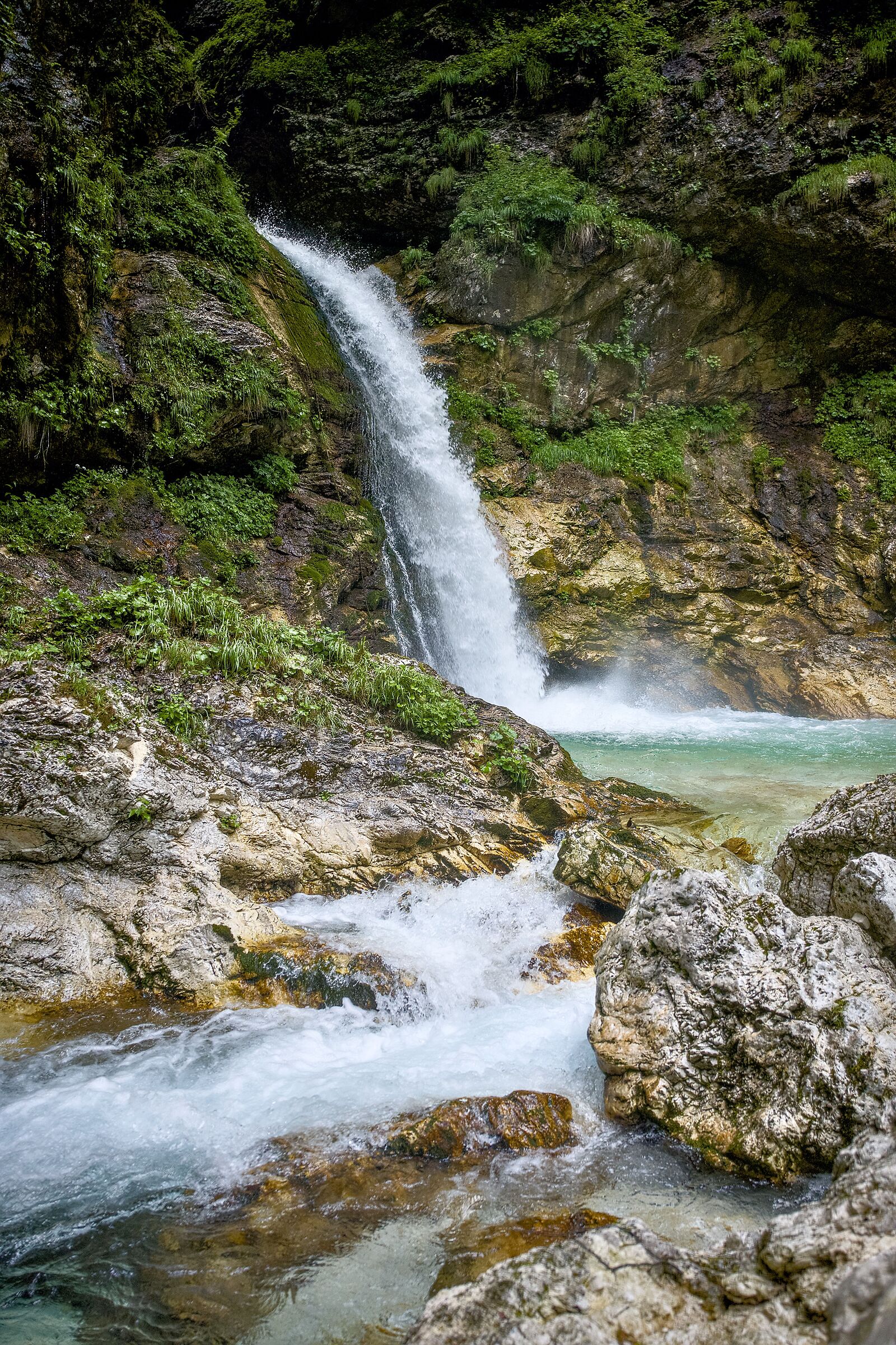 Test nikon zf + tamron 20-40 2.8 - cascate Cjalderon
