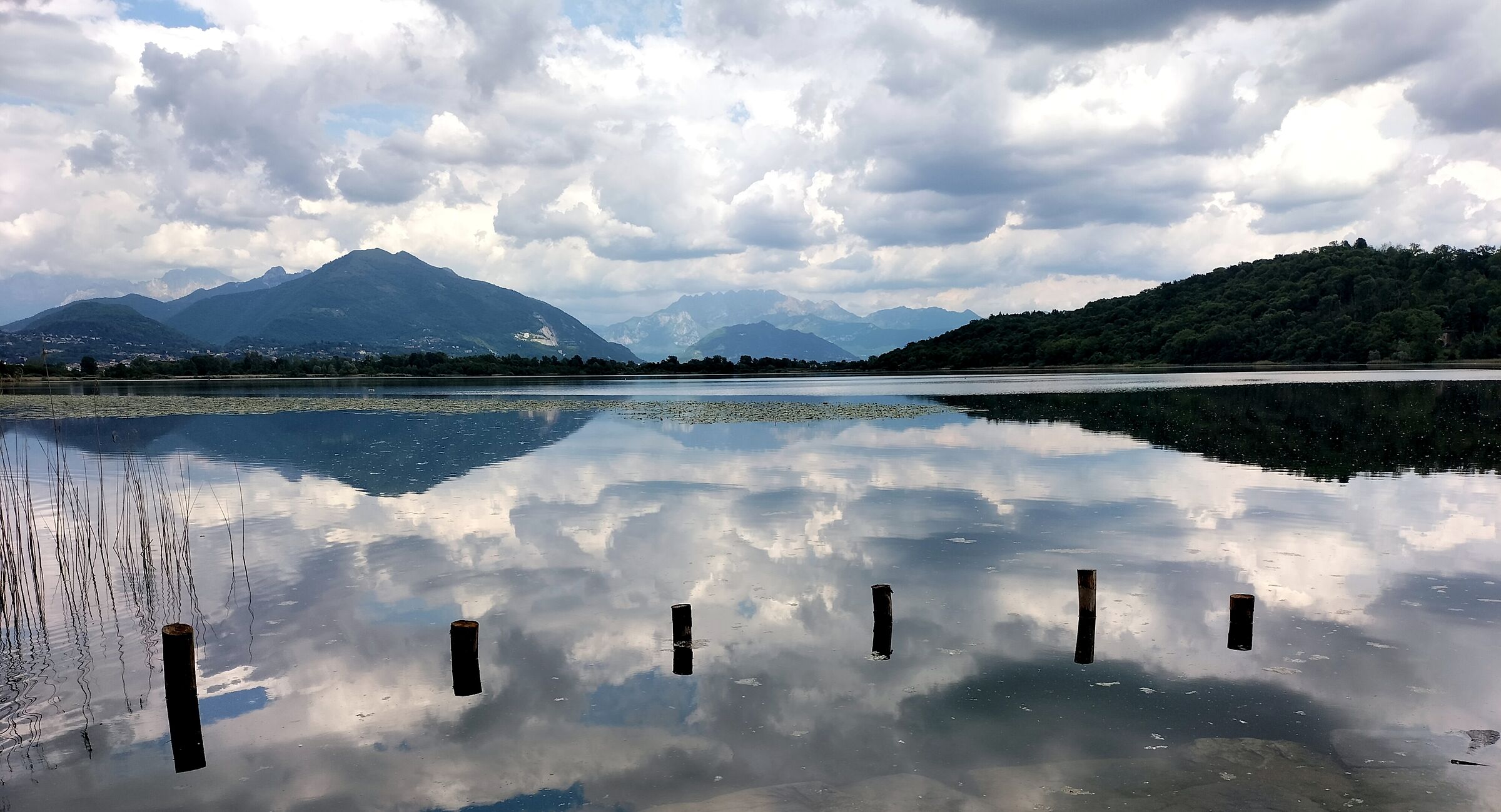 Alserio (Co) "A lake full of clouds"