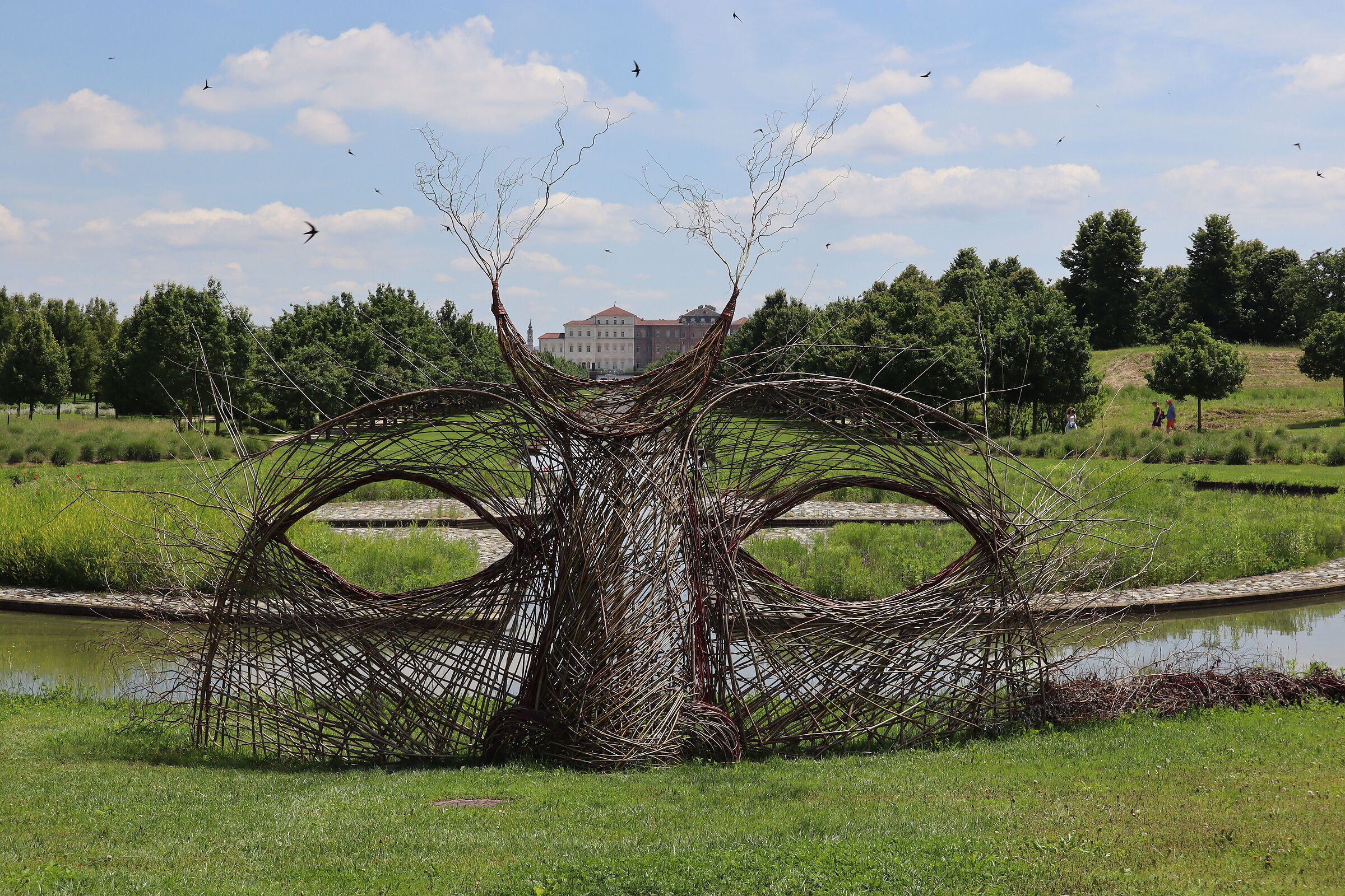 Art in royal gardens