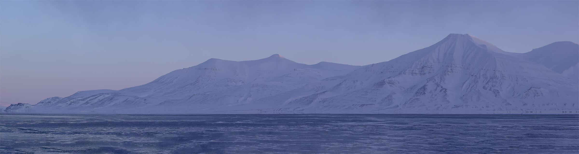 svalbard panorama