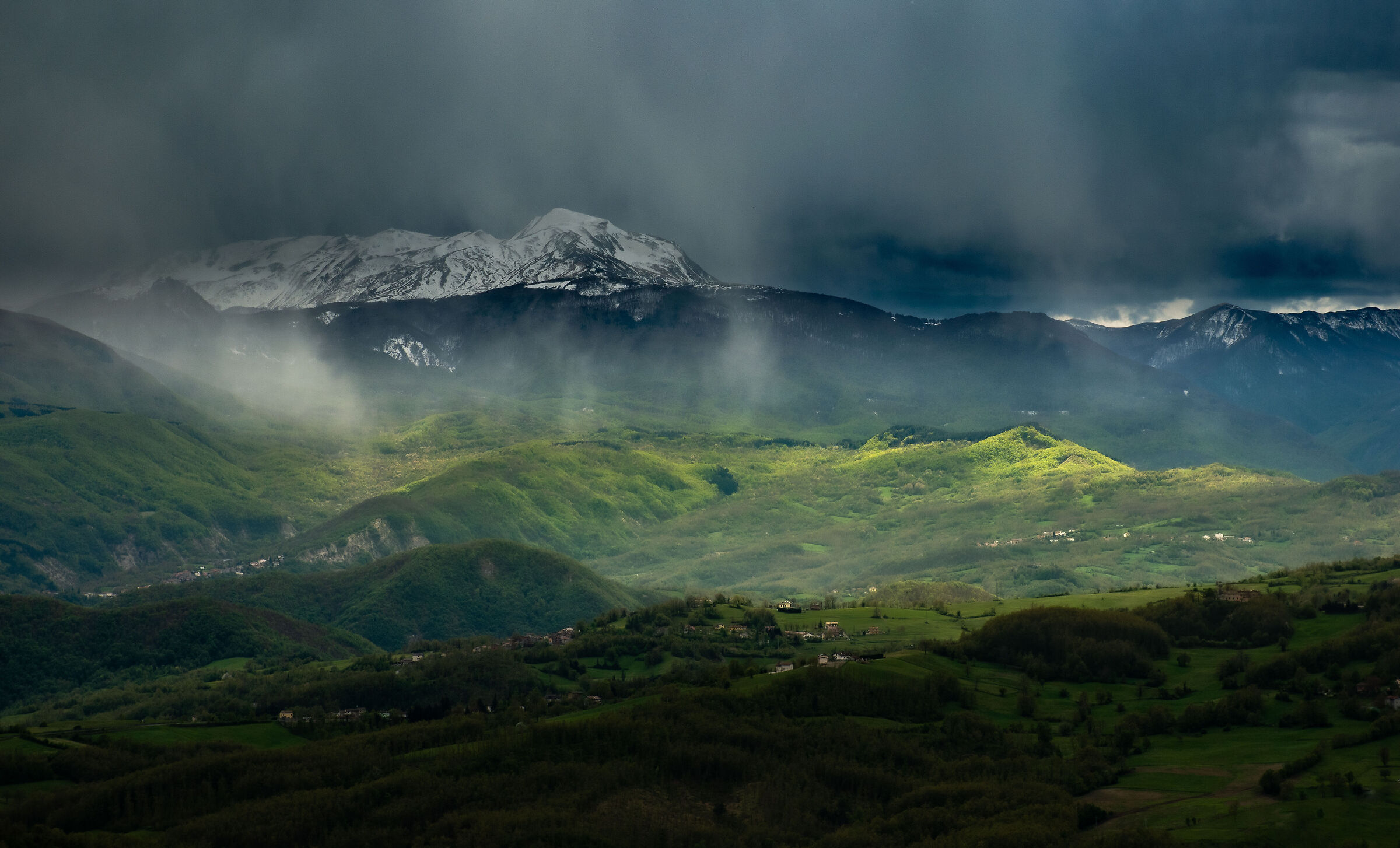 Mount Cusna, the sleeping giant