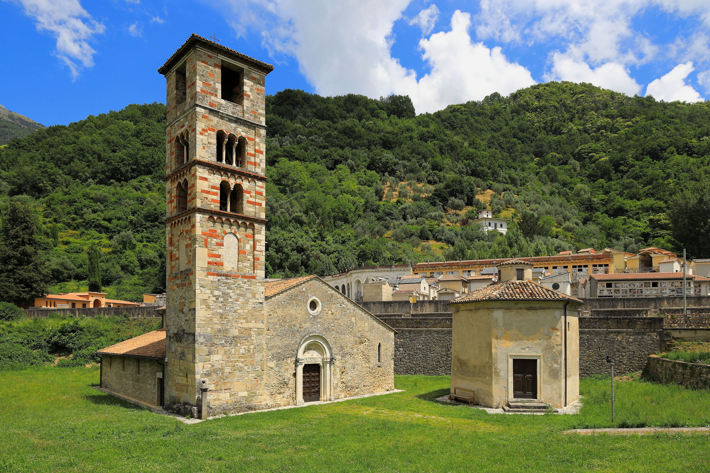 Santa Maria Extra Moenia
