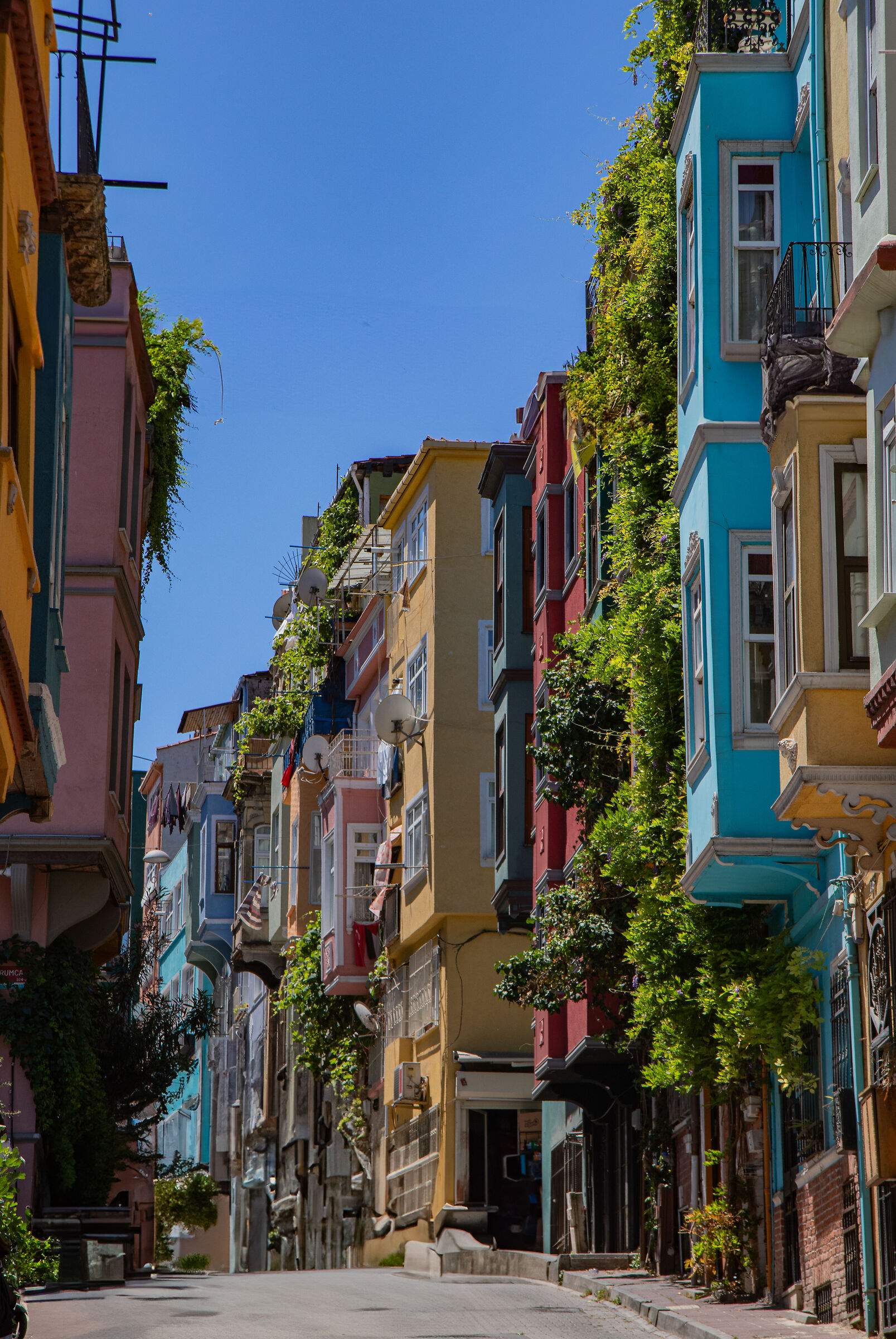 The thousand colours of Balat