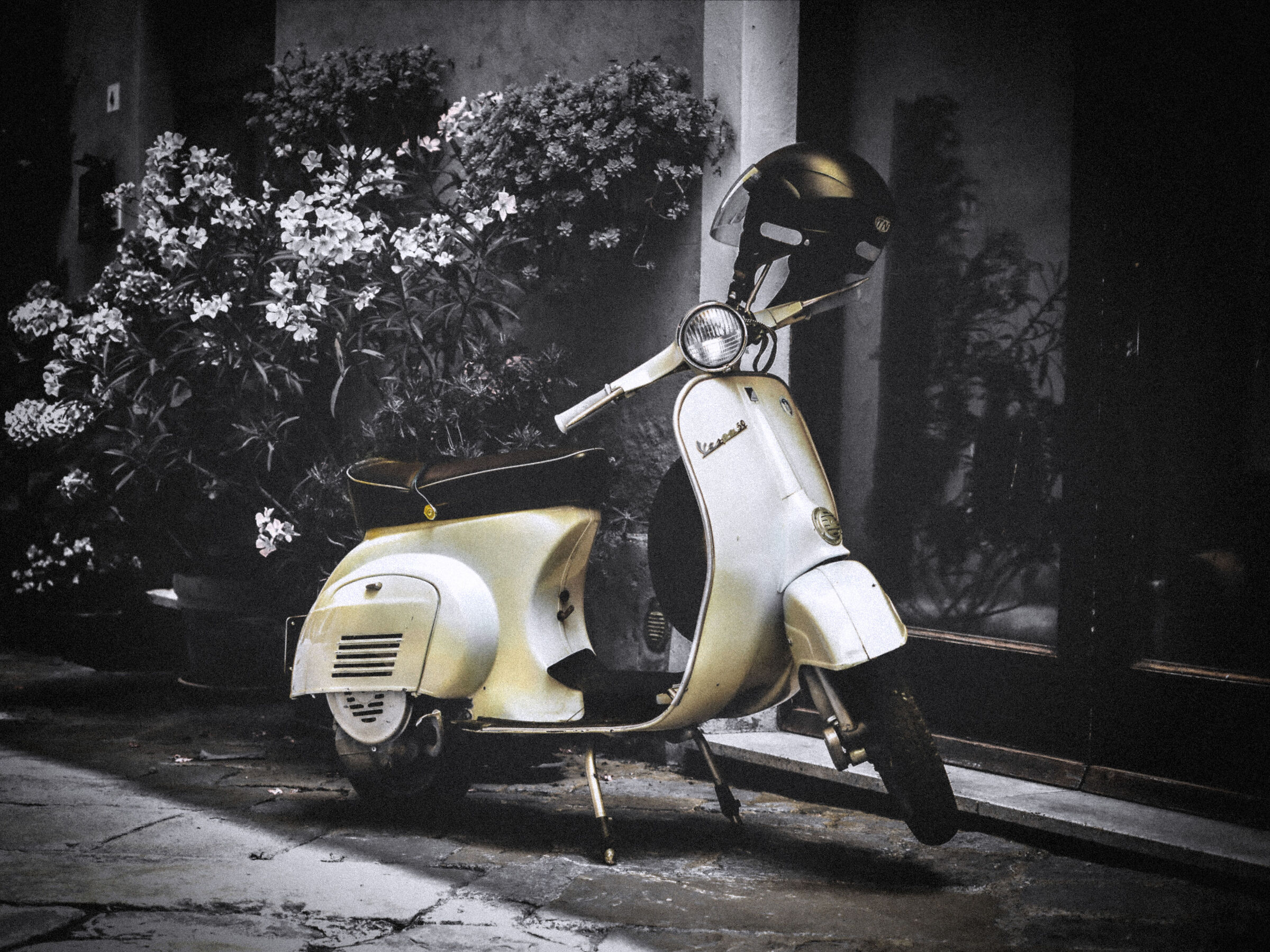 Vespa old style