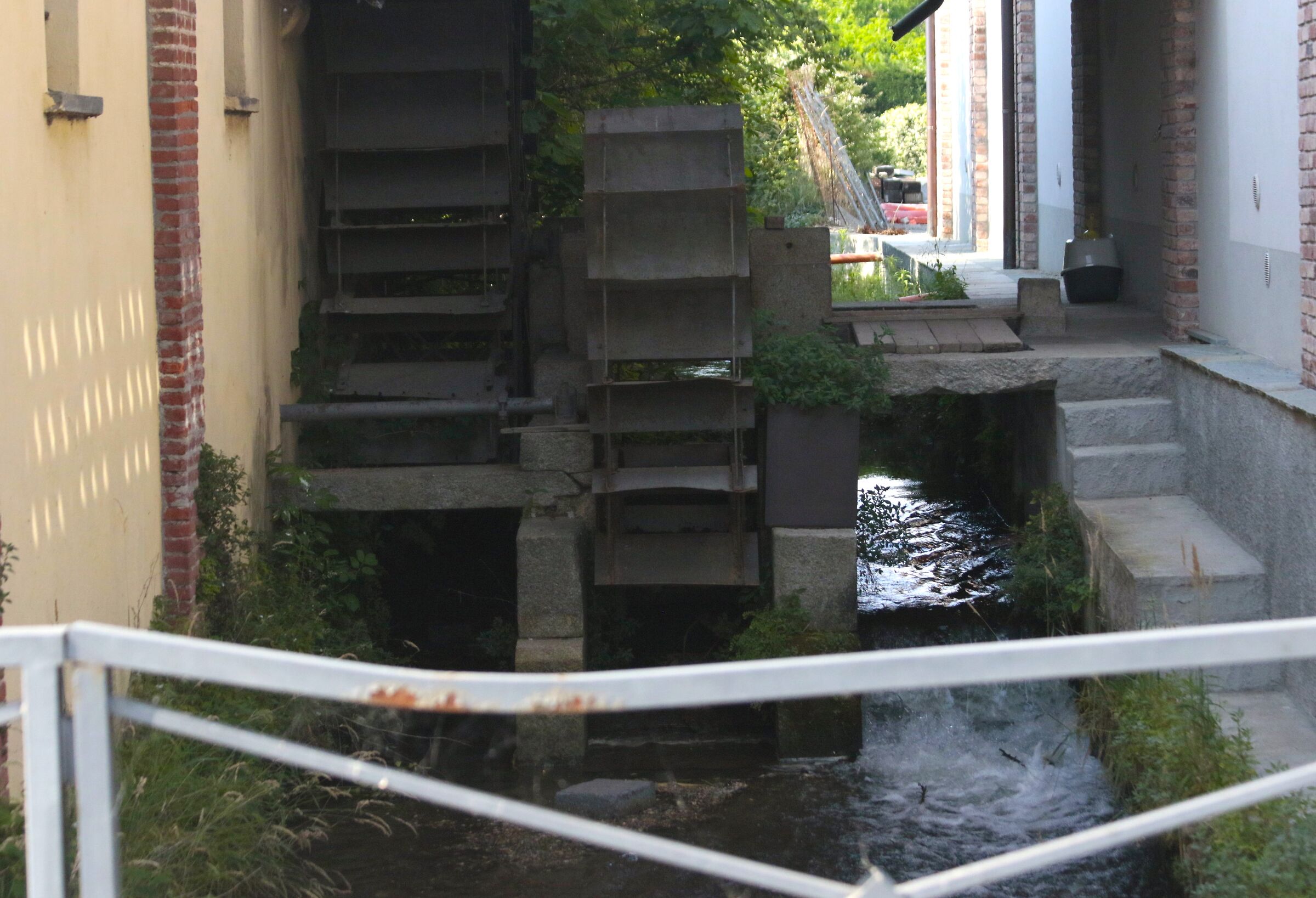 the ZERO impact of the past