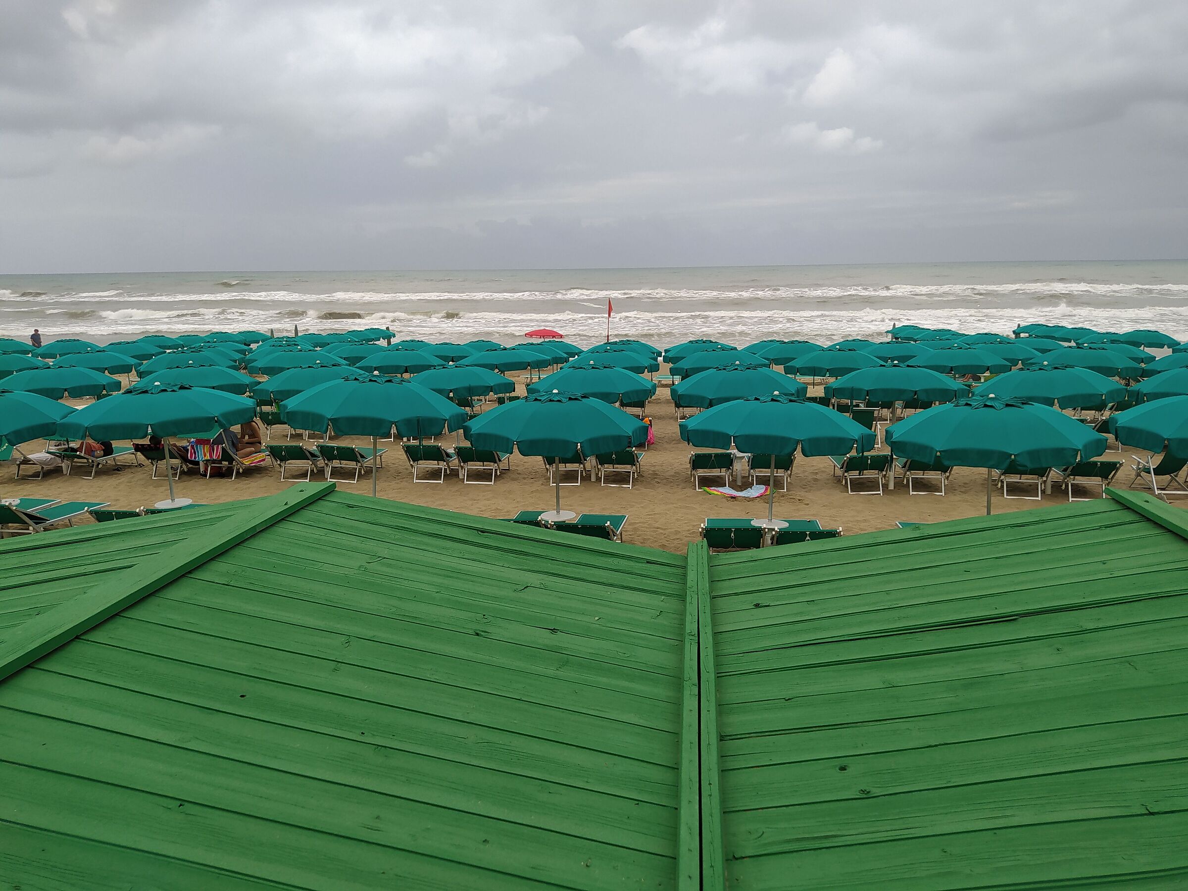 Stessa spiaggia, stesso mare