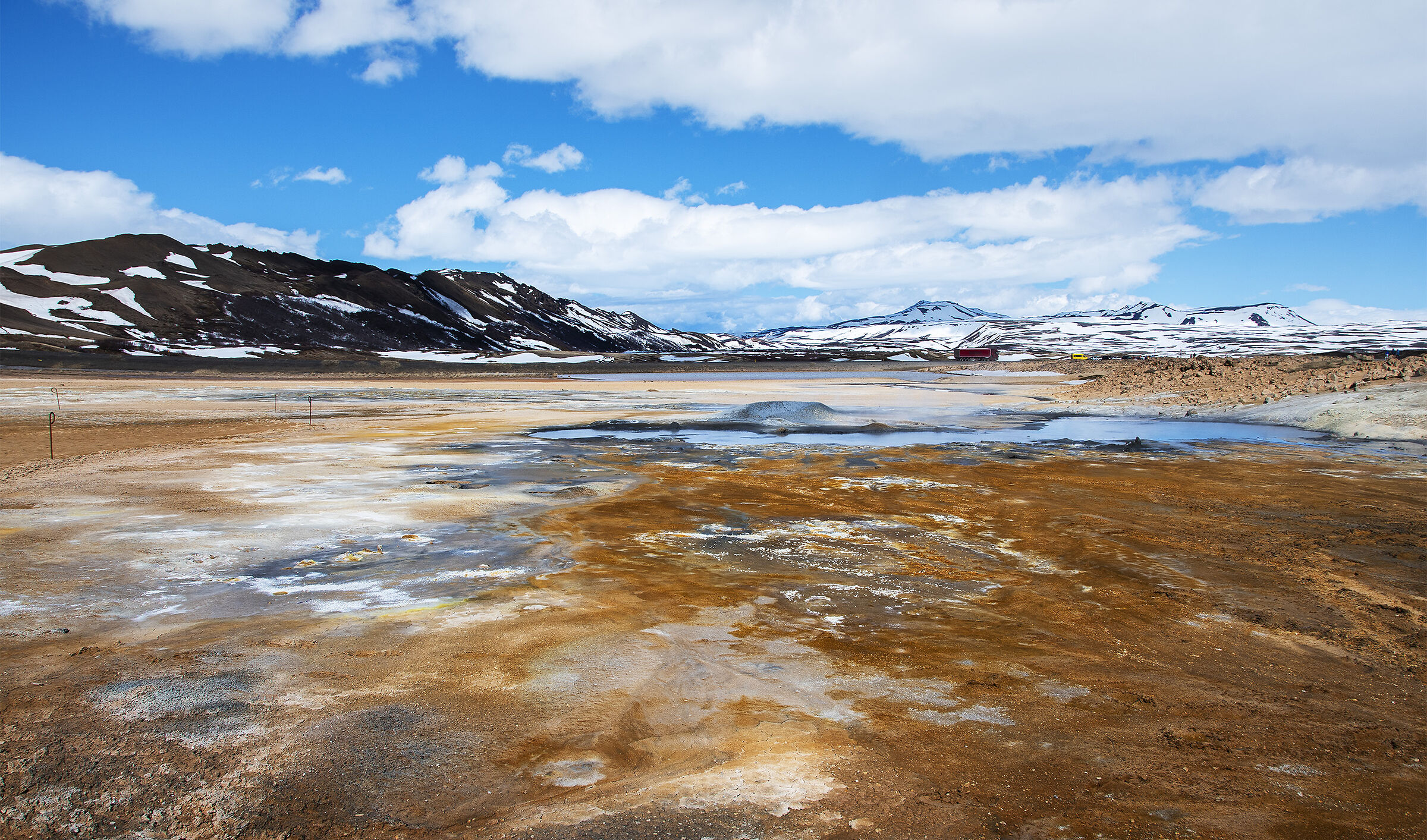 Hverir zona geotermica.
