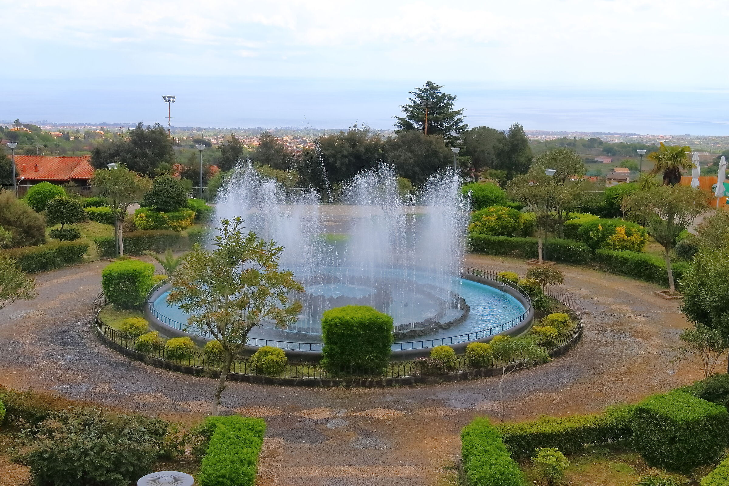 Zafferana 19-04-2024 - 0704