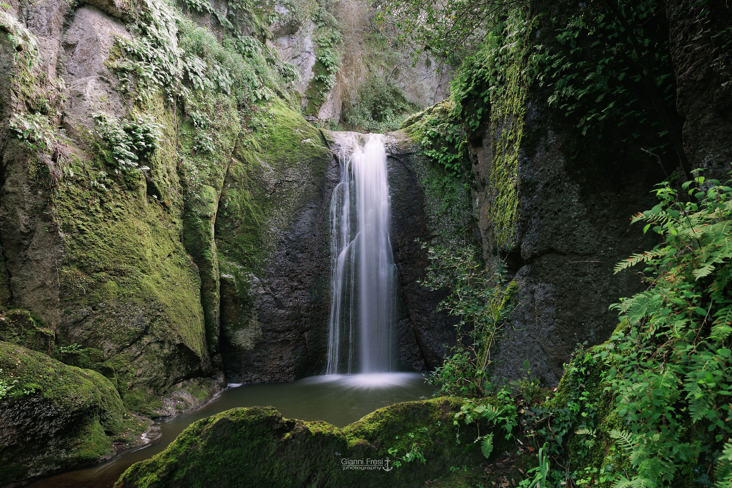 Pilchina waterfall of li Caaddaggi