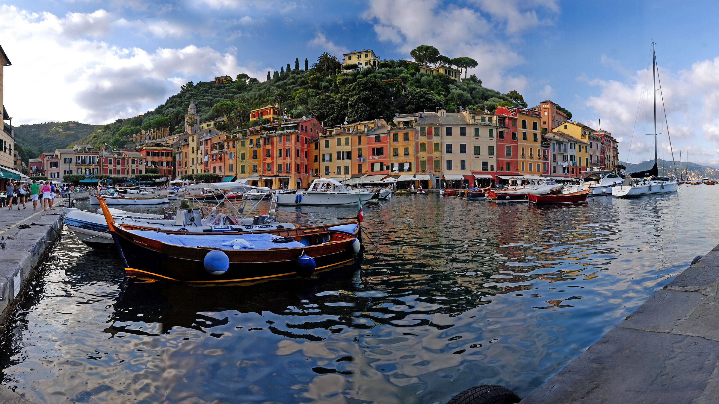 Portofino-i colori tipici Liguri fanno la differenza