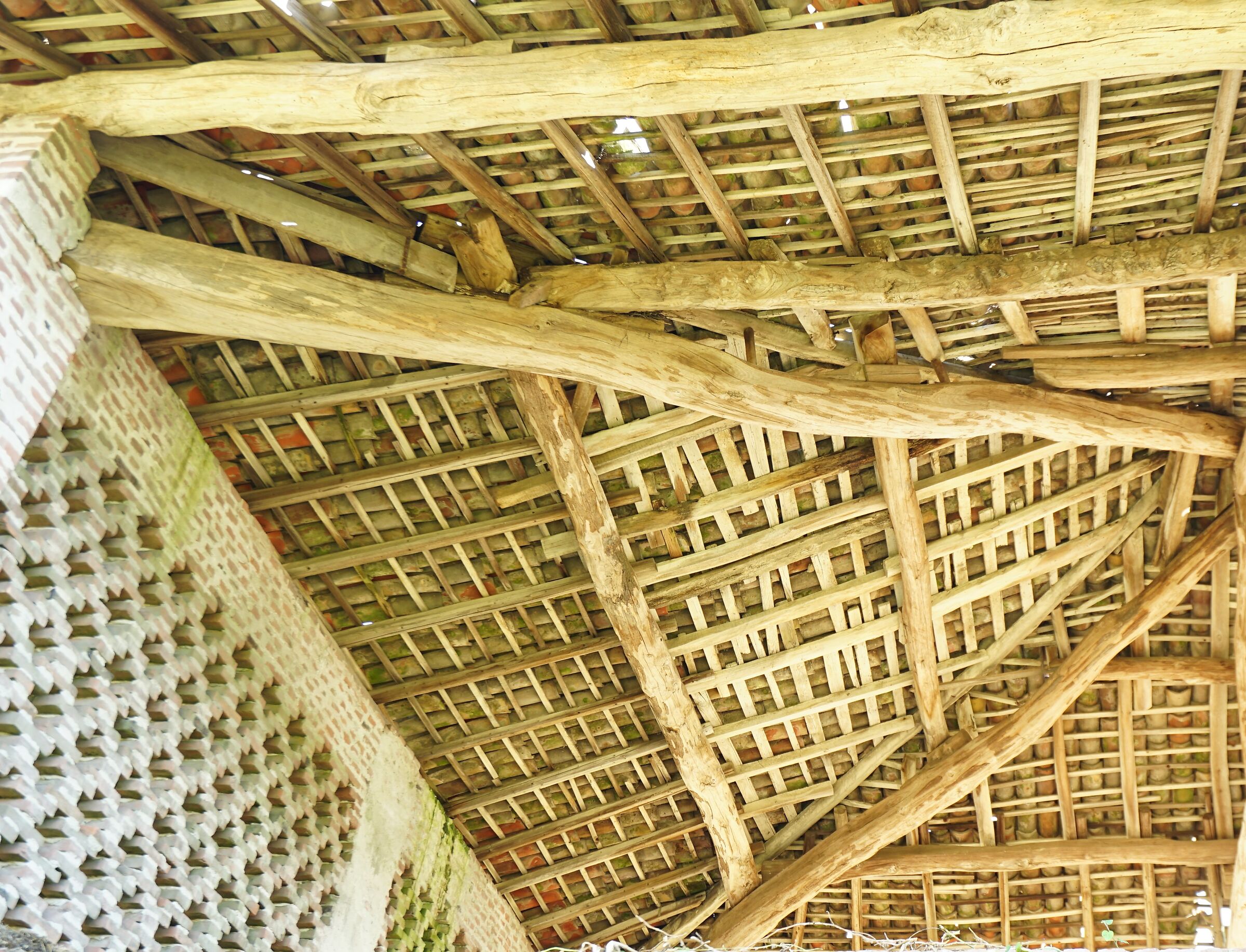 Precario e sovraesposto