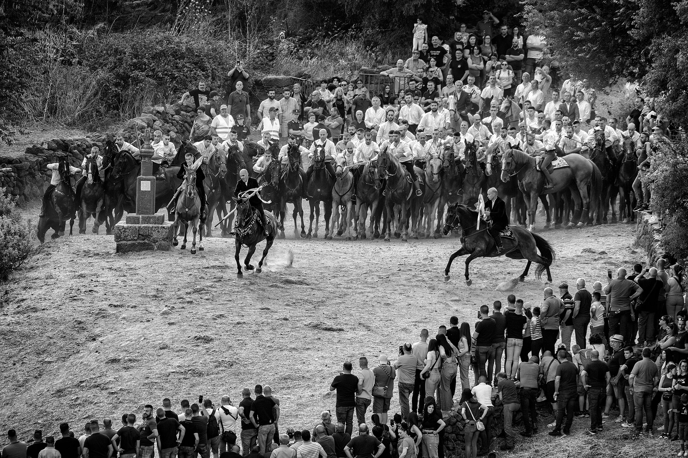 The start of the Ardia di Sedilo, a reckless race