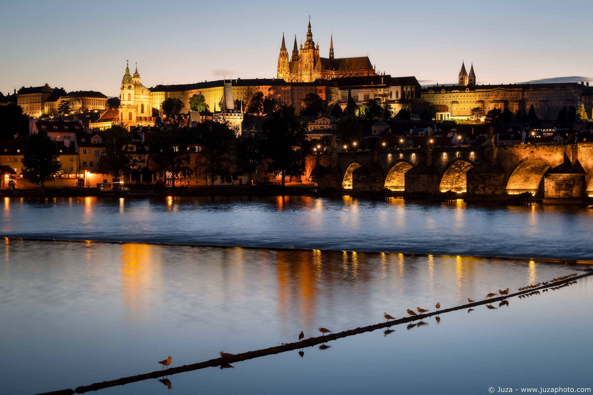 Praga, il fiume e l'ora blu