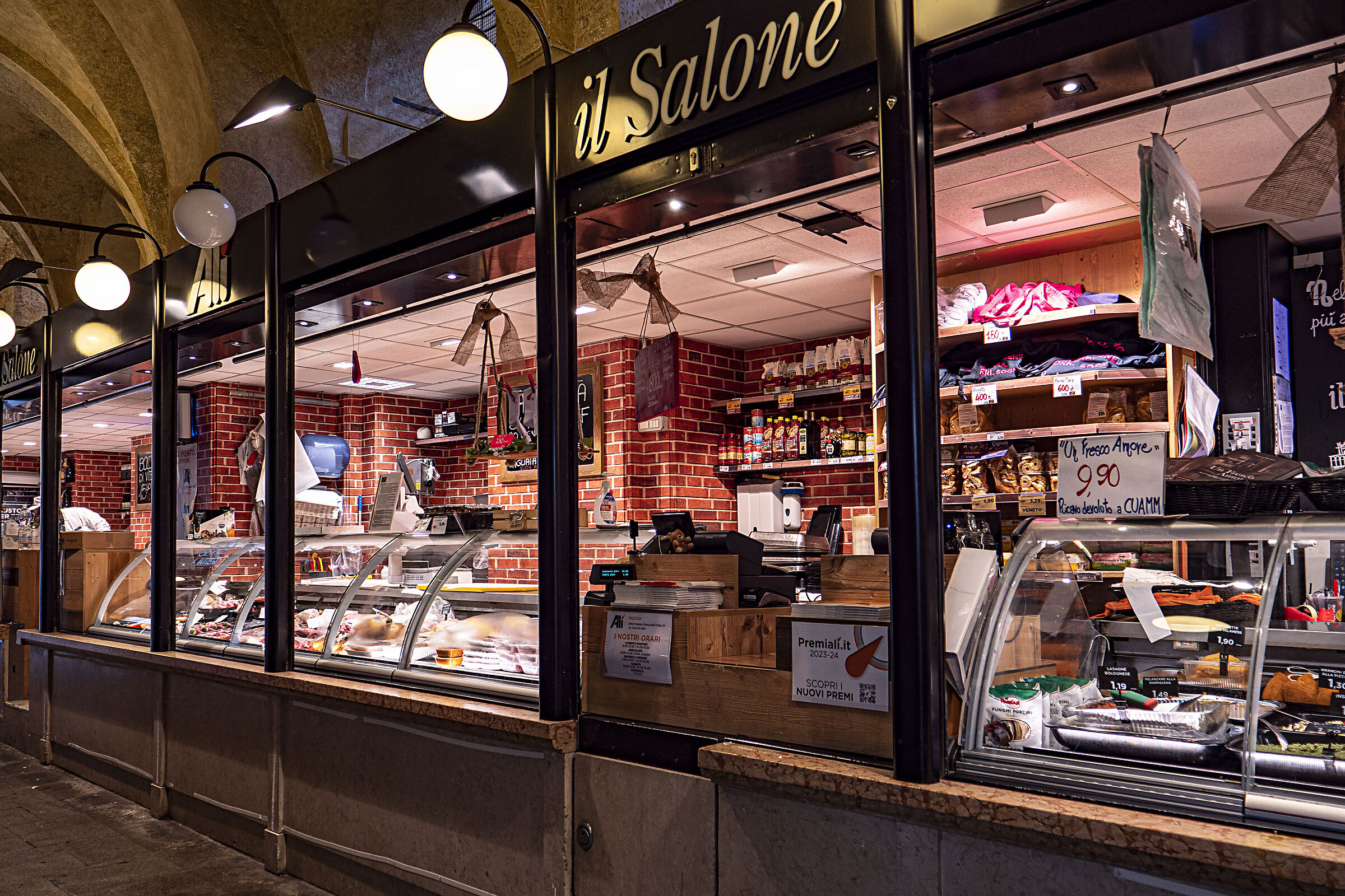 Sotto il Palazzo della Ragione - Padova